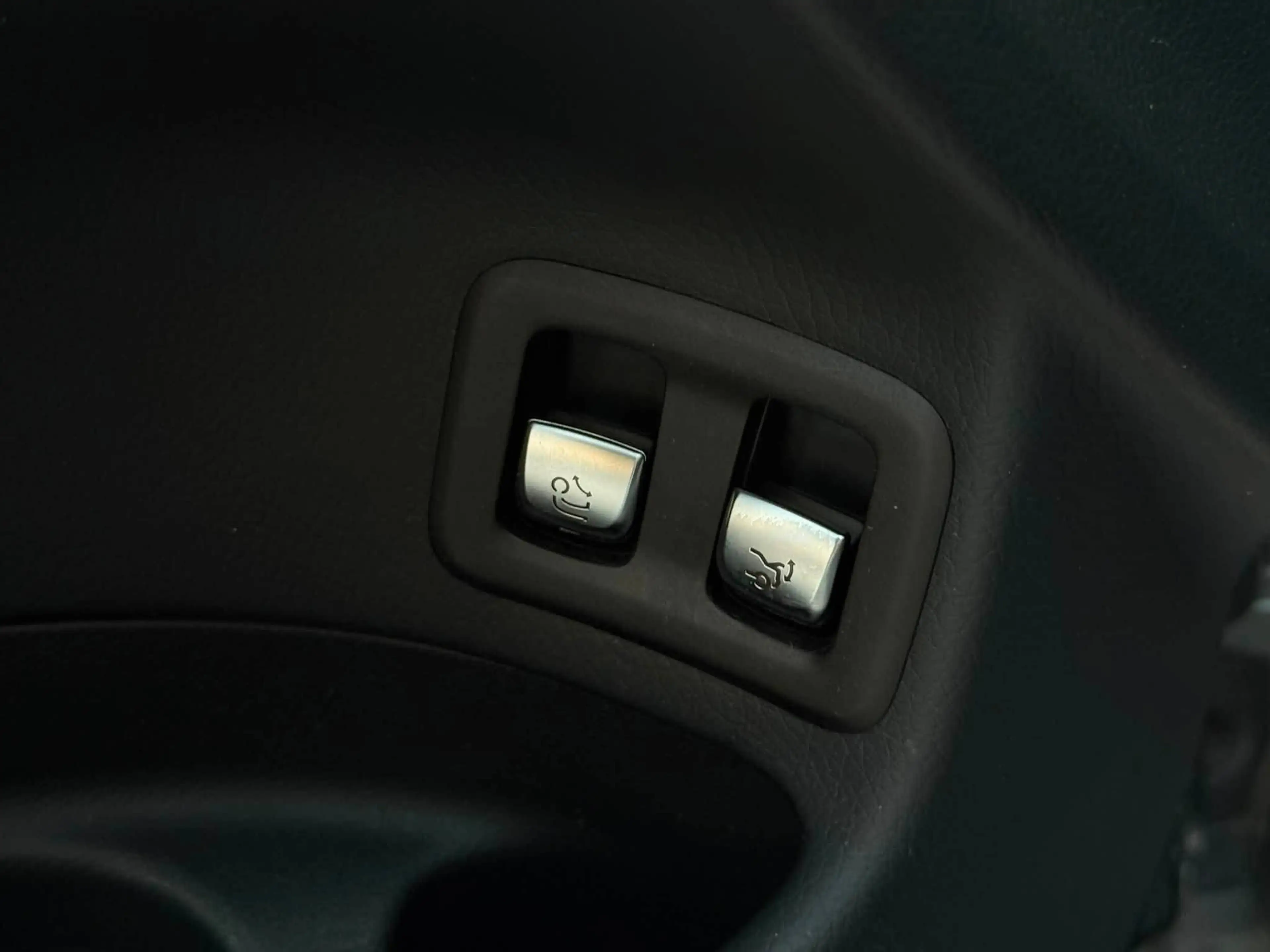 Mercedes-Benz GLC 250 4-matic/pano/benzine/led/airmatic/camera/trekhaak — photo 21