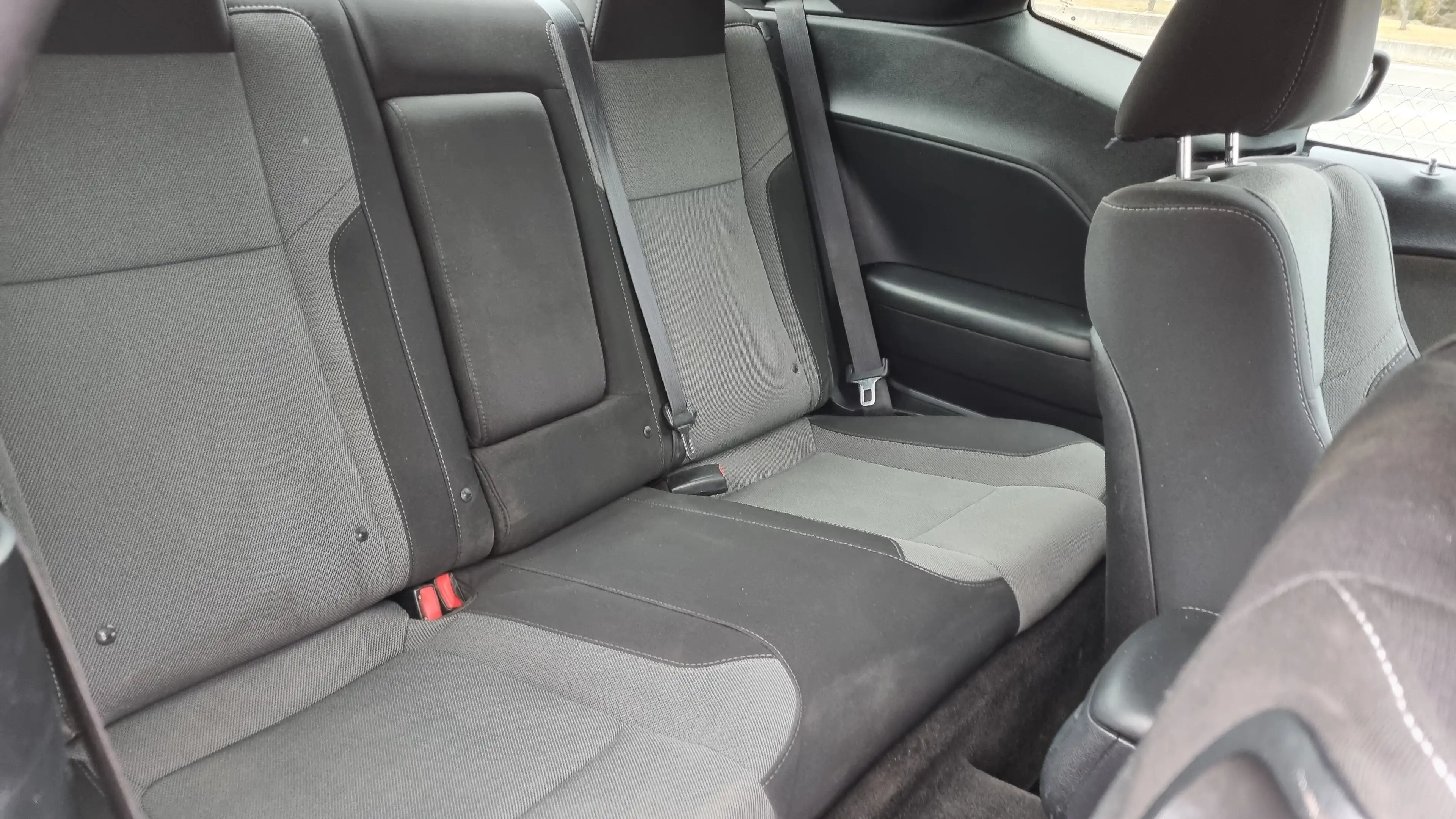 Dodge Challenger 3.6 V6 — photo 14