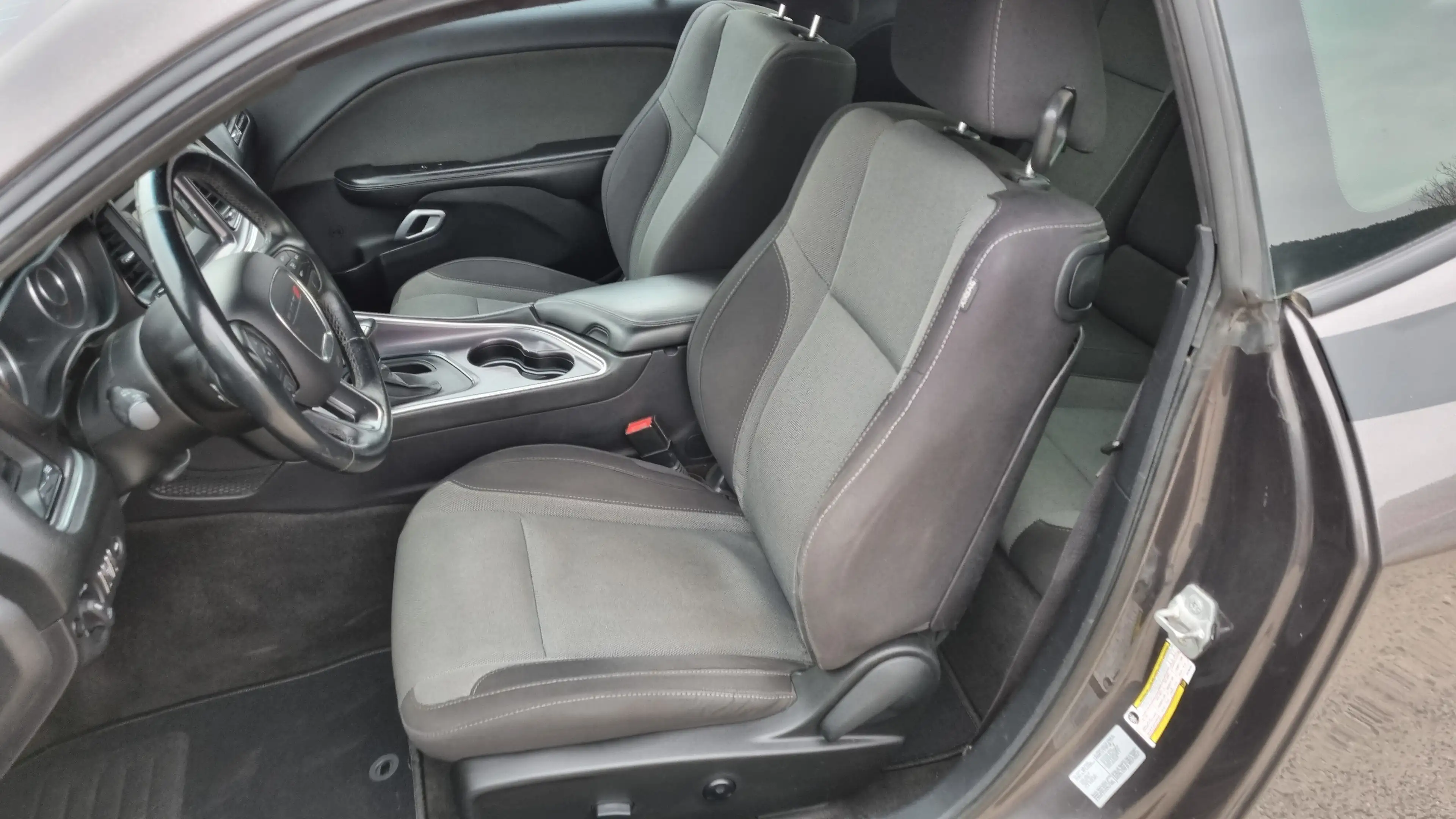 Dodge Challenger 3.6 V6 — photo 10