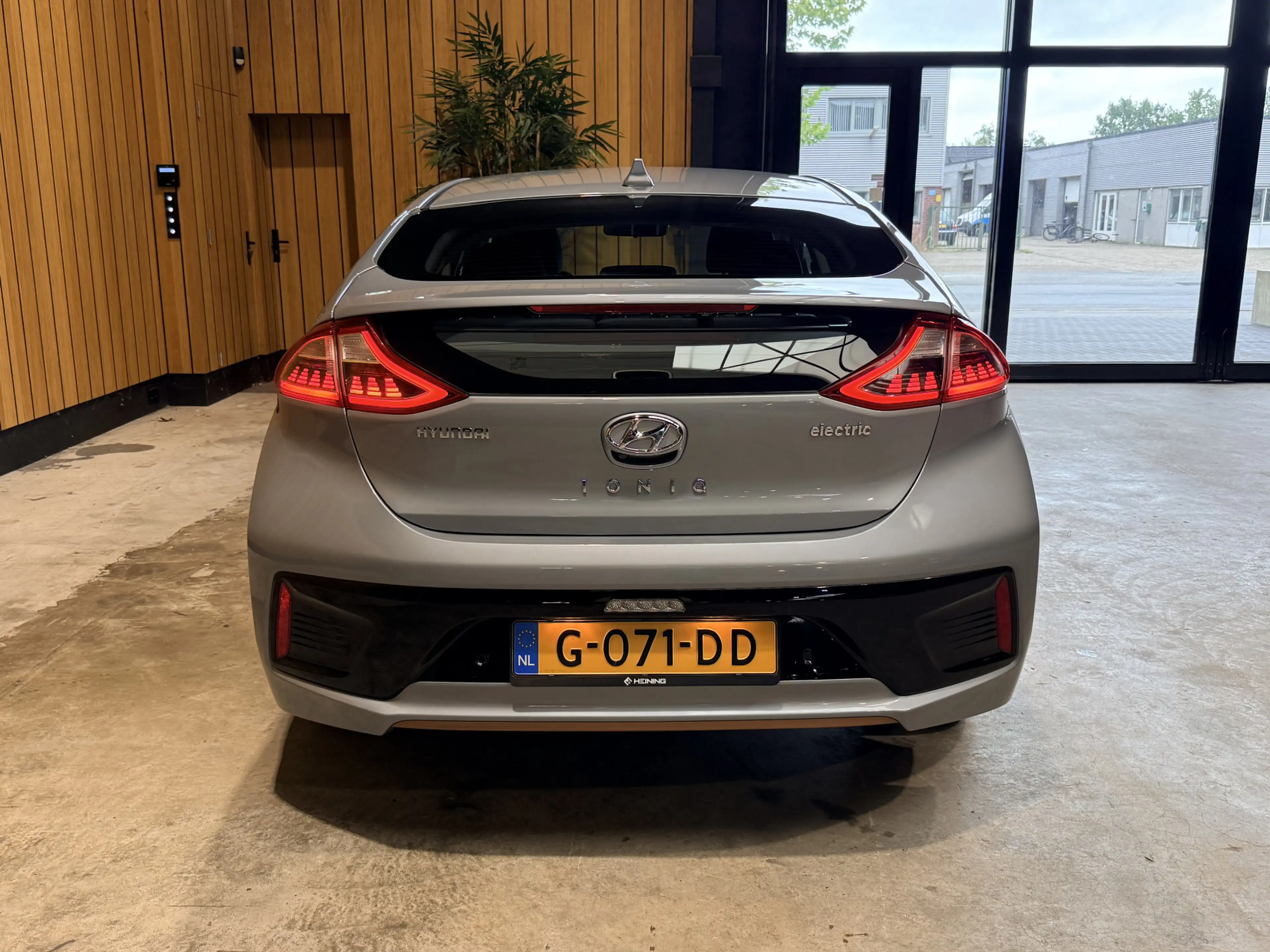 Hyundai IONIQ Comfort EV Camera. Navi. Apple-carplay. Baterrij 1 — photo 8