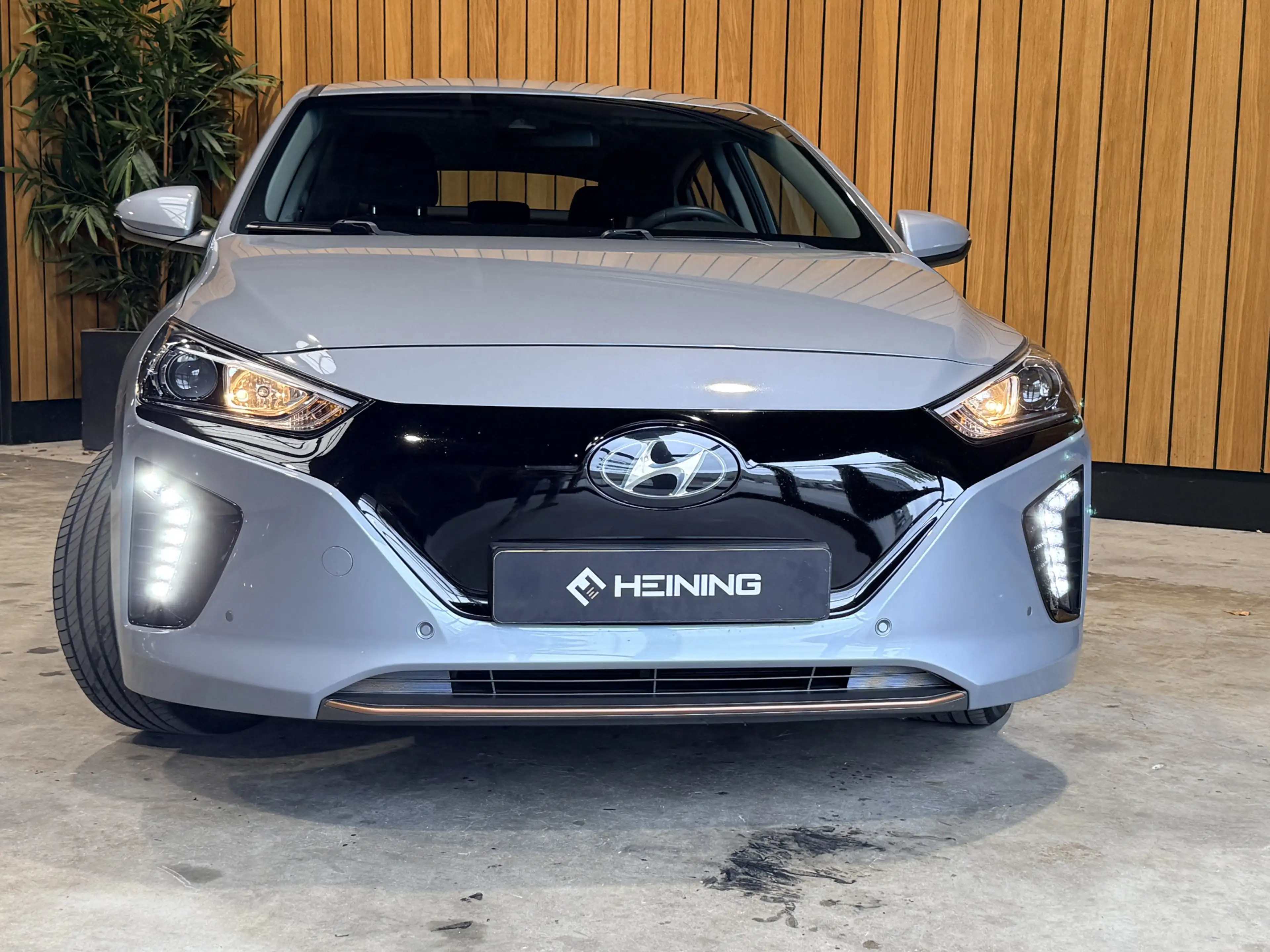 Hyundai IONIQ Comfort EV Camera. Navi. Apple-carplay. Baterrij 1 — photo 36