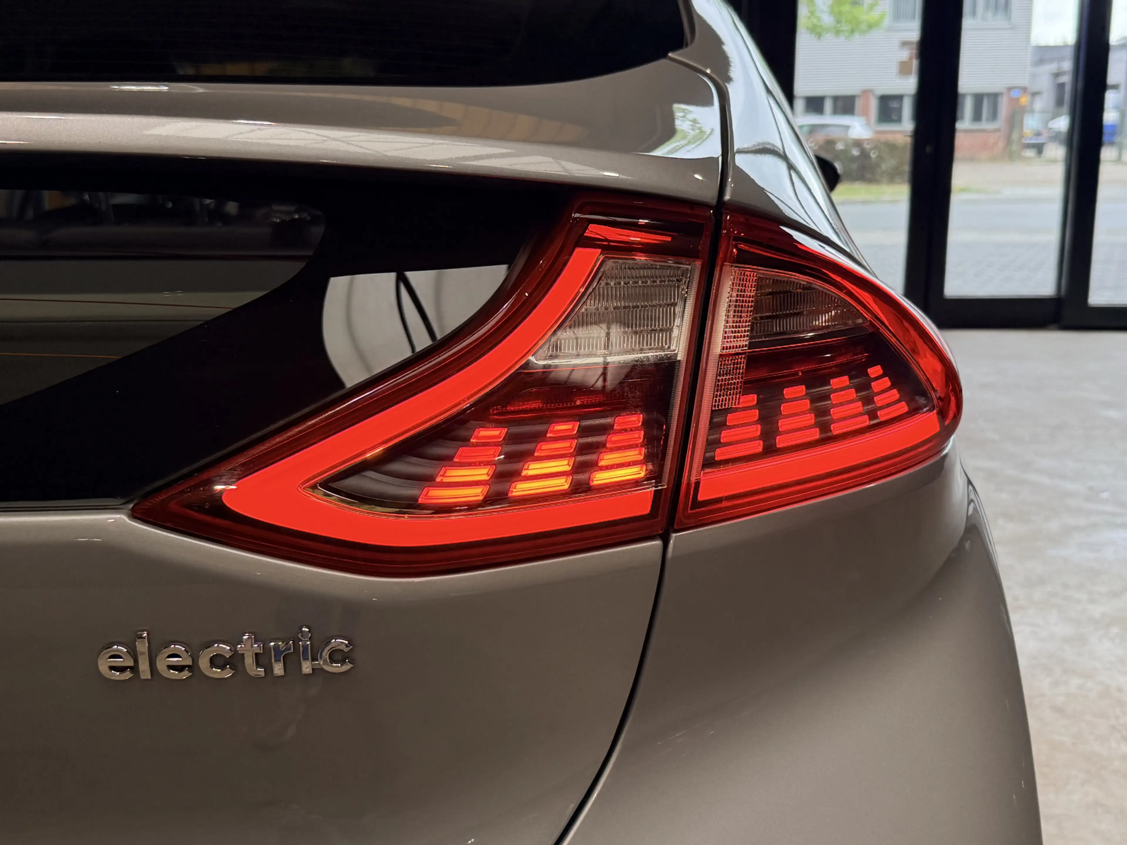 Hyundai IONIQ Comfort EV Camera. Navi. Apple-carplay. Baterrij 1 — photo 34