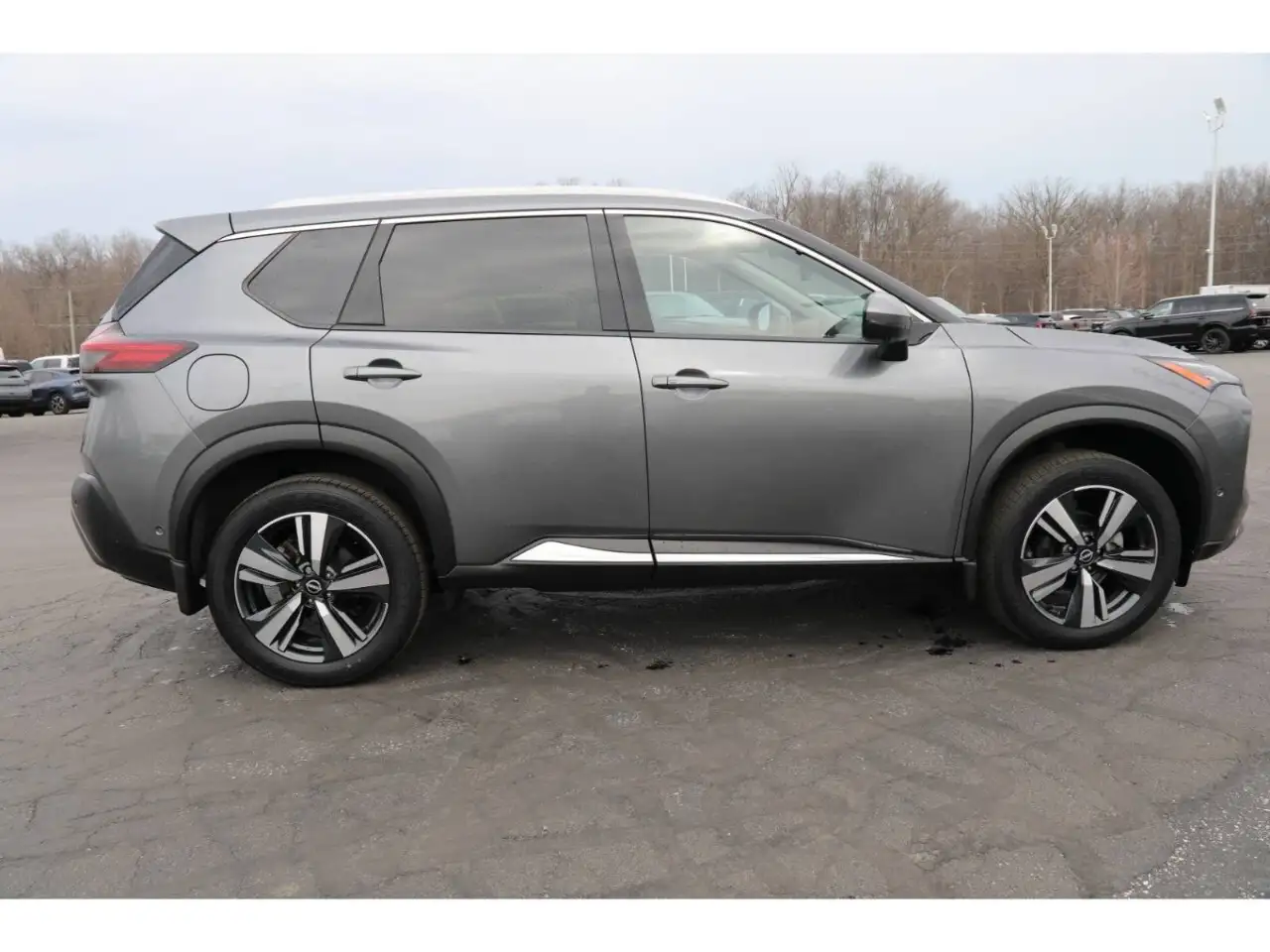 Nissan Rogue снимка Nissan Rogue