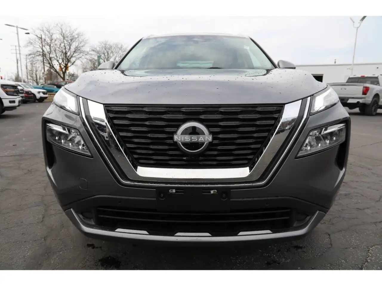 Nissan Rogue снимка Nissan Rogue