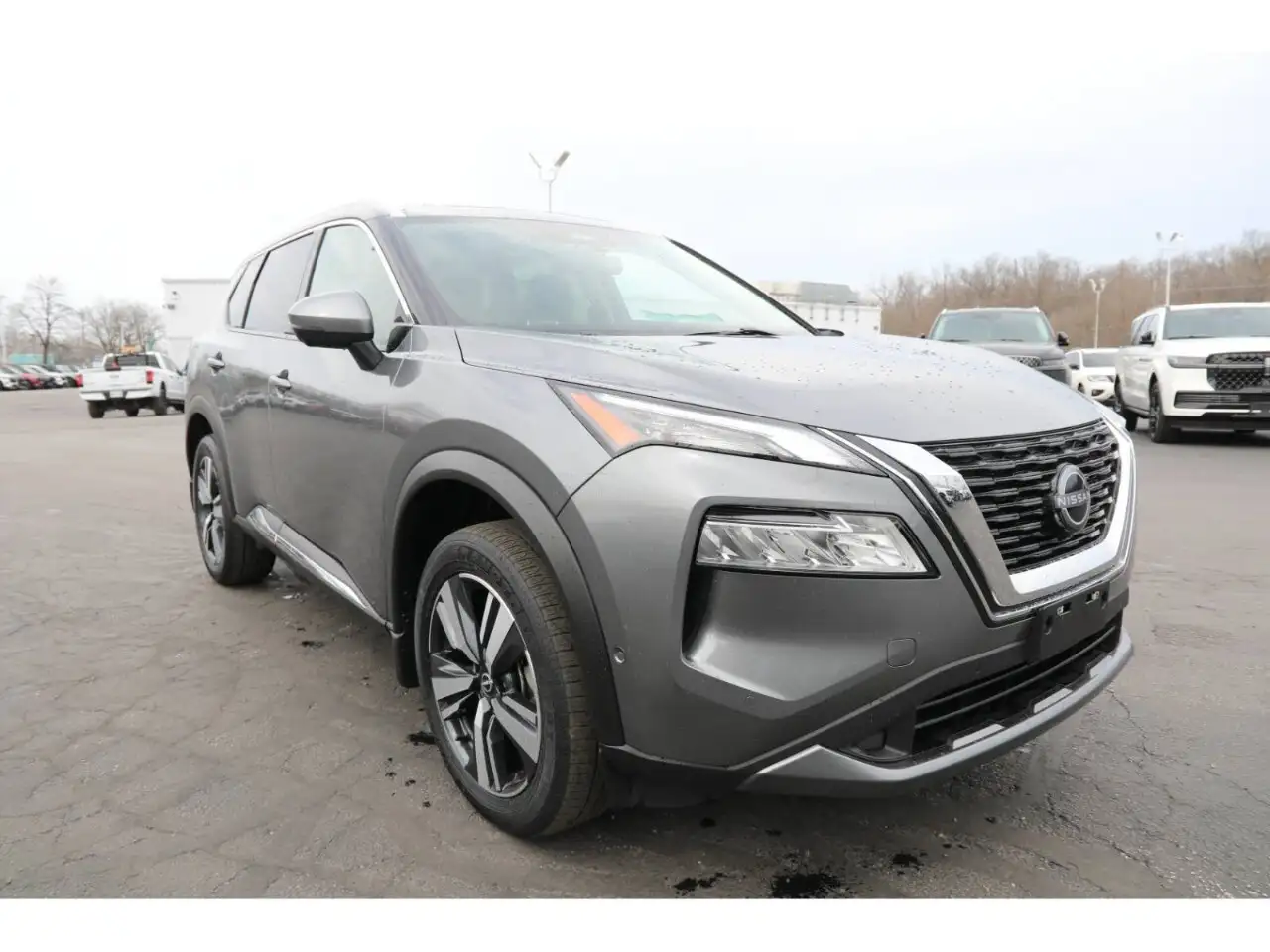 Nissan Rogue снимка Nissan Rogue