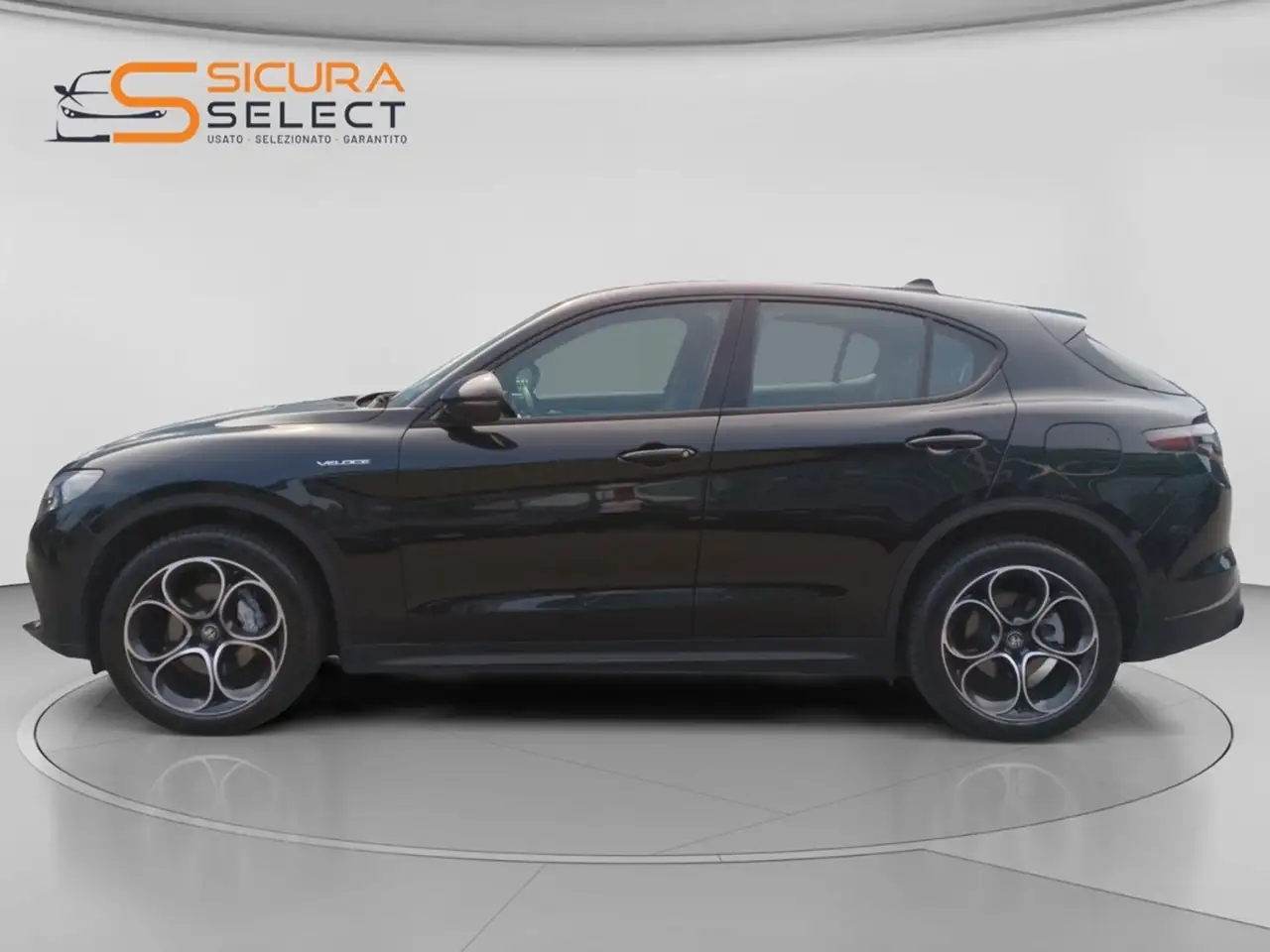 Alfa Romeo Stelvio 2024