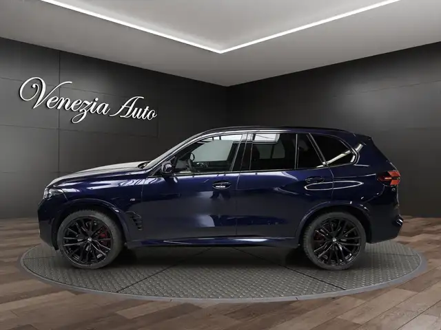 BMW X5 X5 view 3