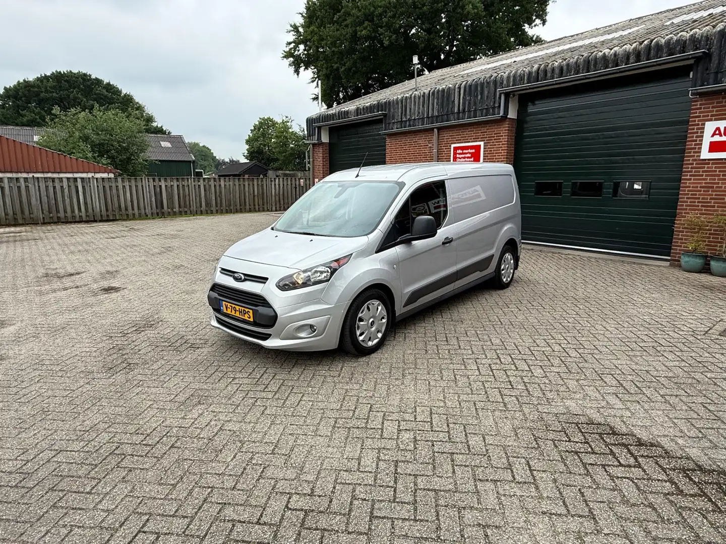 Ford Transit Connect 1.5 TDCI L2 Trend HP Automaat! Grau - 2