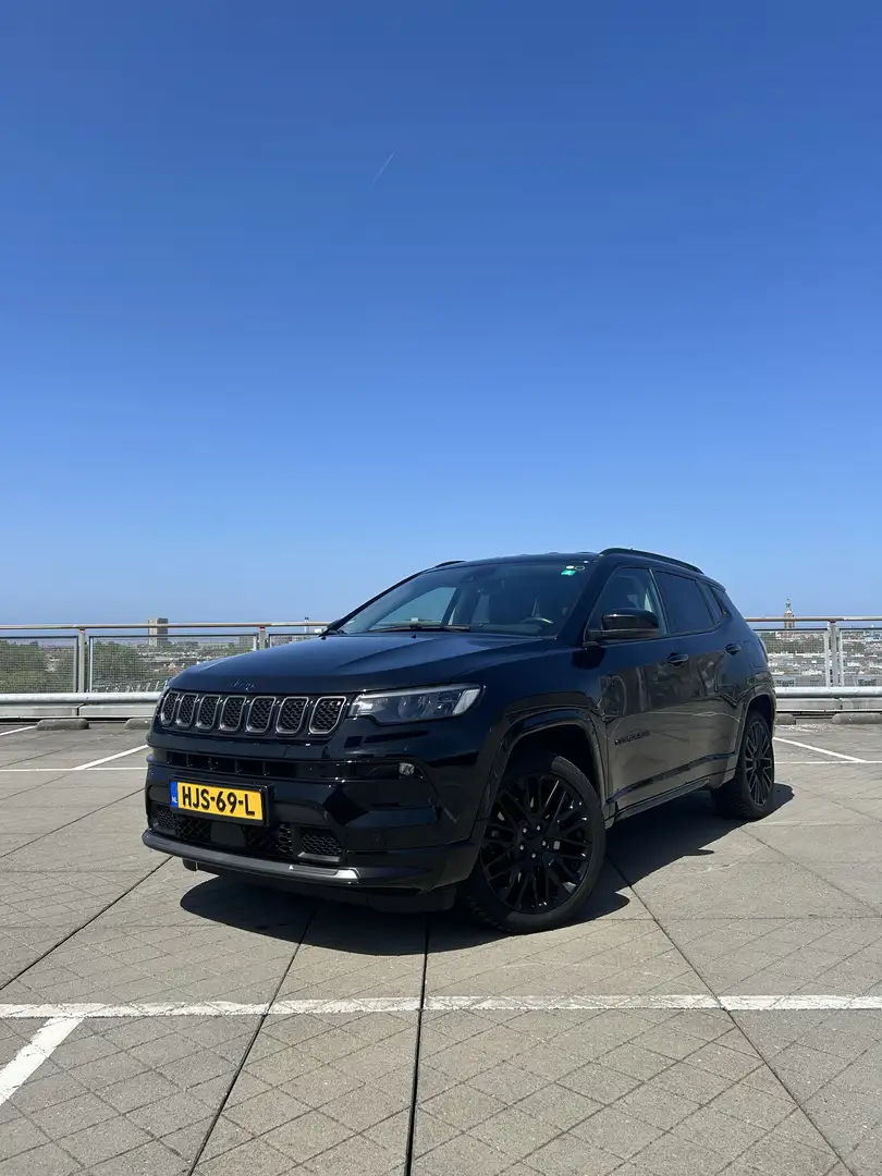 Jeep Compass 4xe 240 Hyb. N. Upl. Negro - 1
