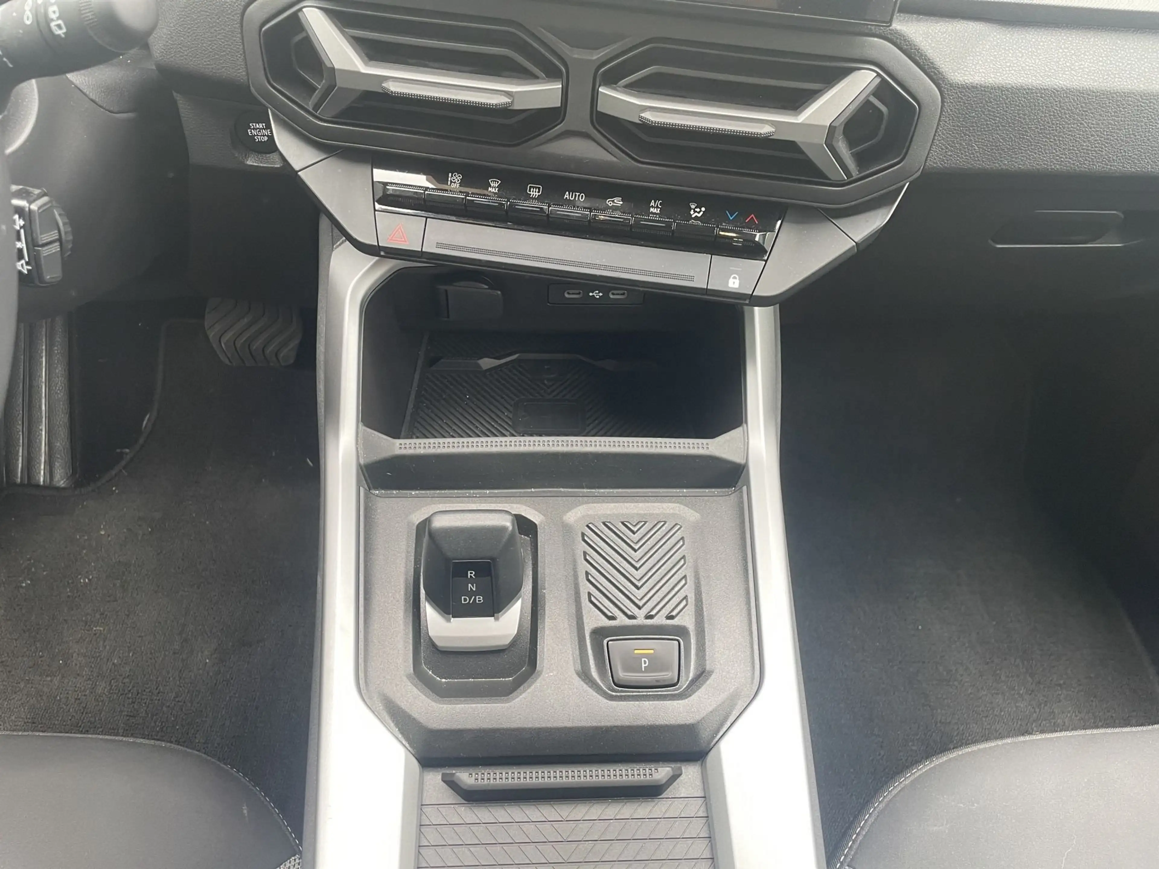 Dacia Bigster Full Hybrid Journey*ACC/Verwarmde zetels en stuurwiel/PDC/Camera/... — photo 14