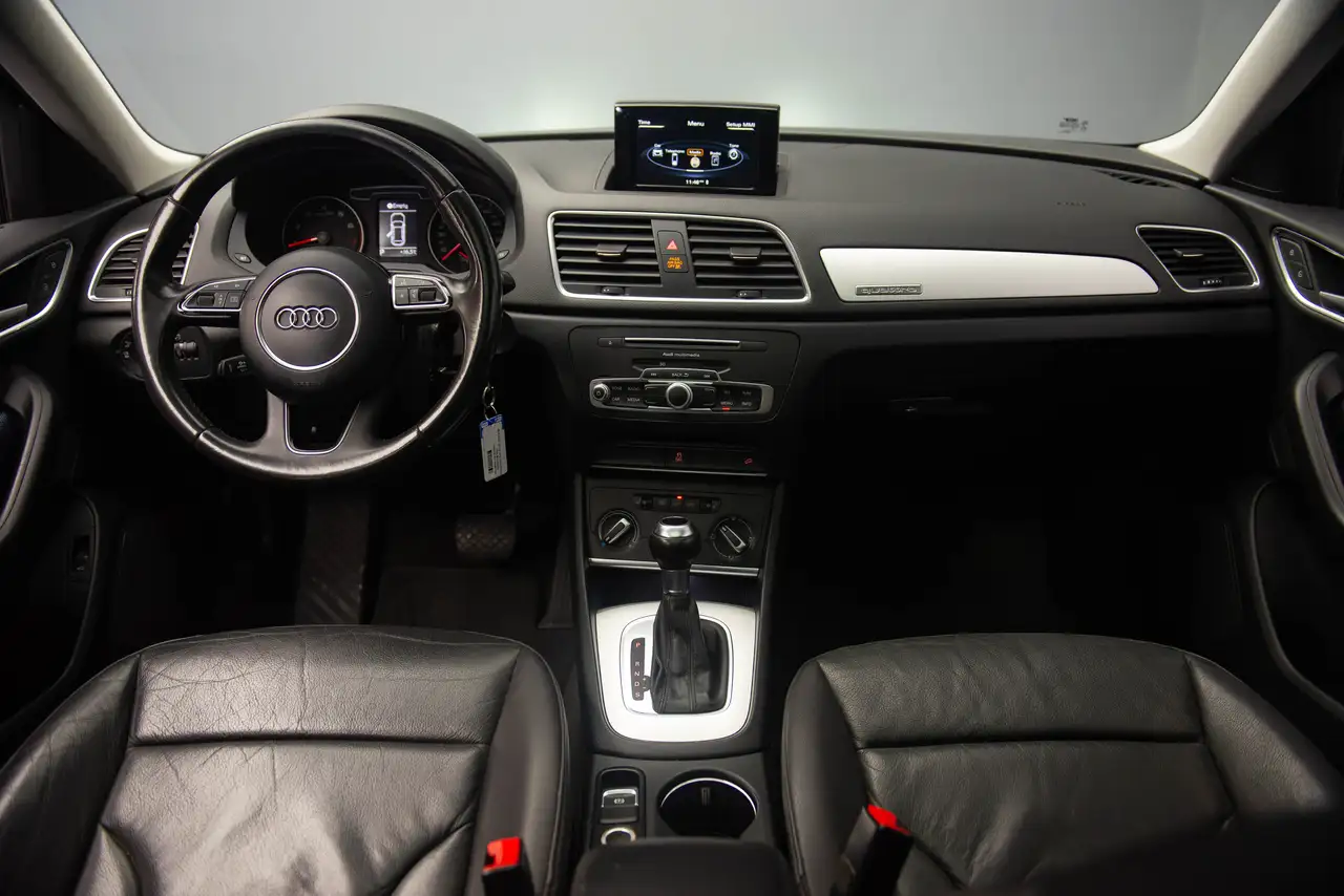 Audi Q3 снимка Audi Q3