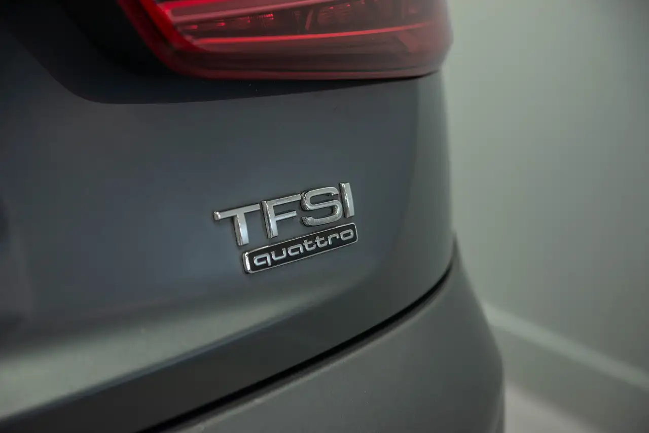 Audi Q3 снимка Audi Q3