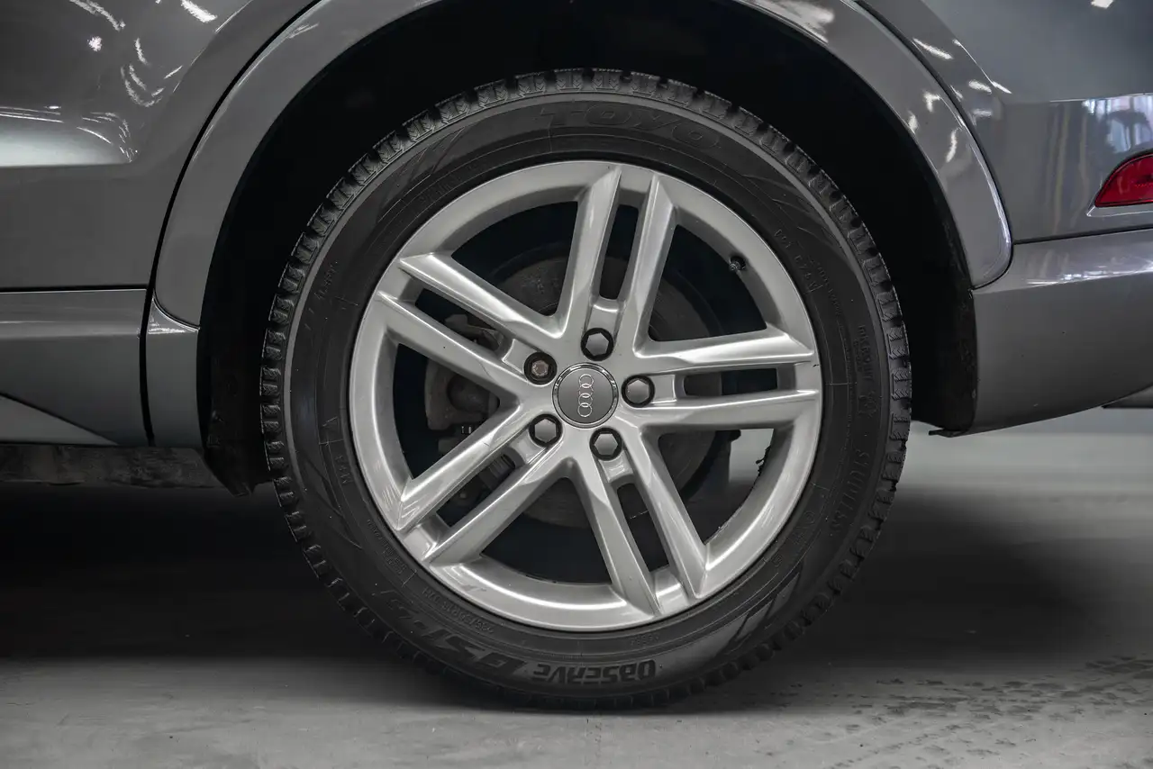 Audi Q3 снимка Audi Q3