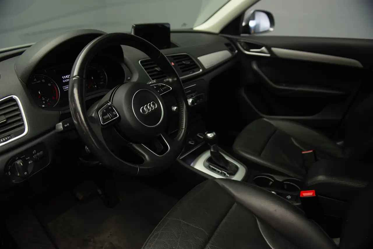 Audi Q3 снимка Audi Q3