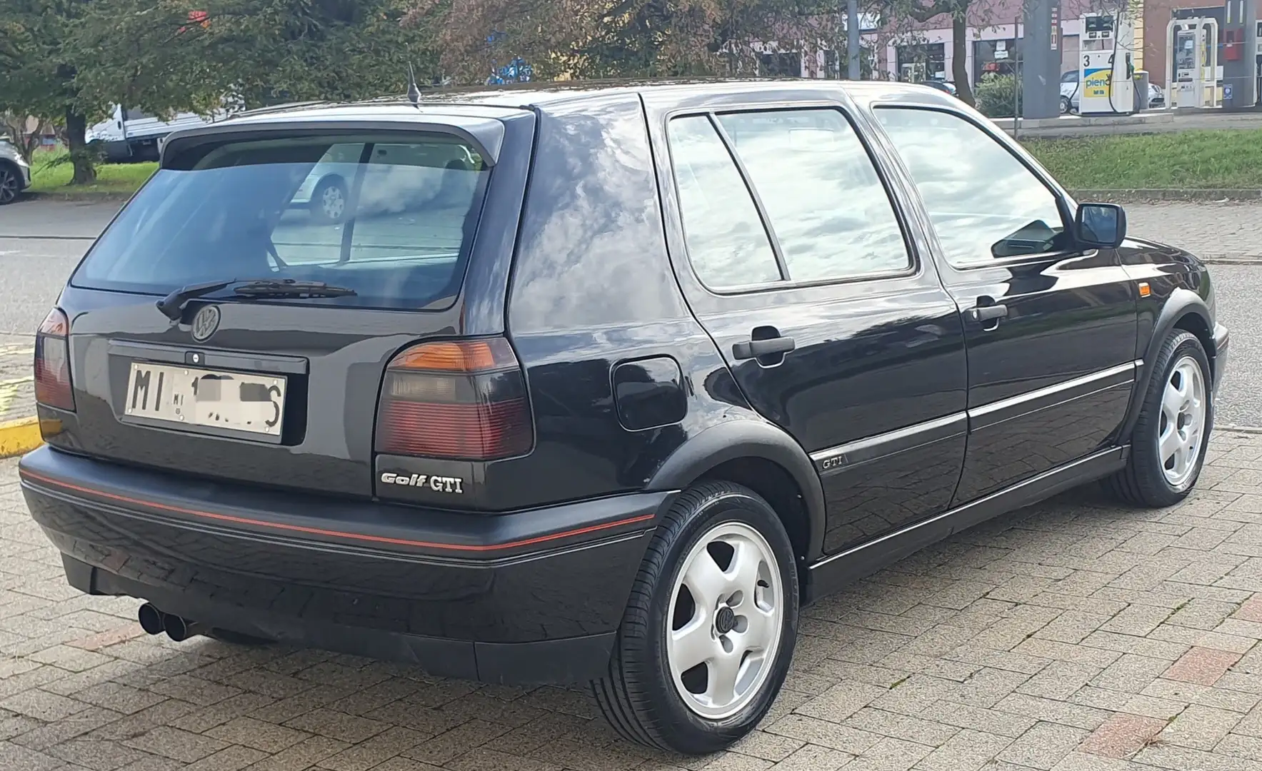 Volkswagen Golf GTI 5p 2.0 16v cat. - 1