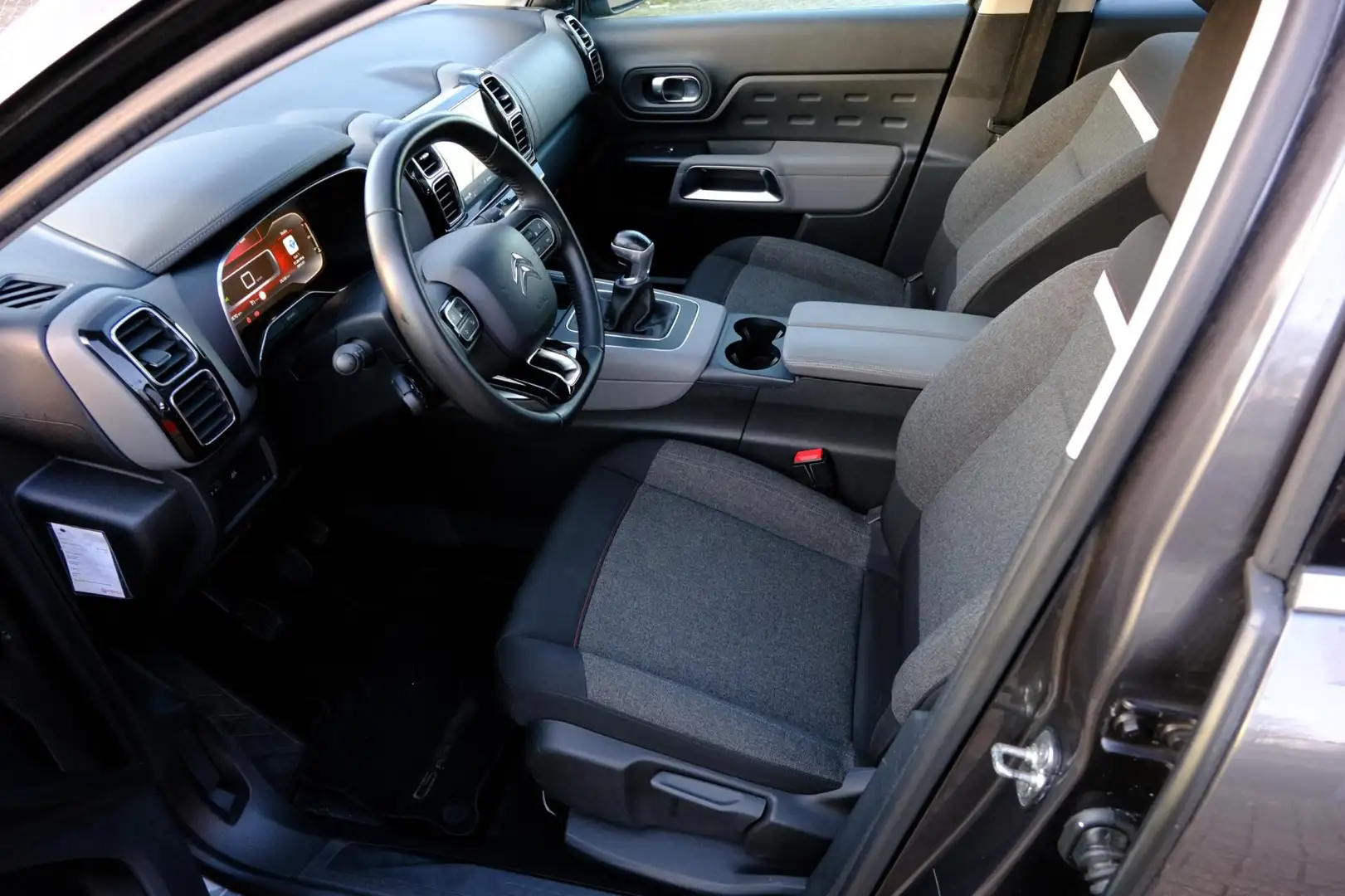 Citroen C5 Aircross 1.5 BlueHDI Business Pano|1e Eig |Navi|Cam|LMV Grijs - 2
