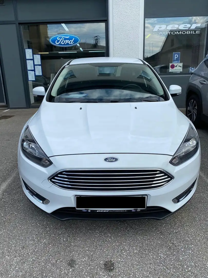 Ford Focus Focus 1,0 EcoBoost Titanium Titanium Weiß - 1