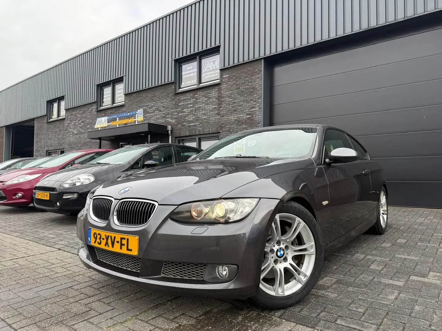 BMW 335 3-serie Coupé 335i High Executive | 2E EIGENAAR | Grijs - 2