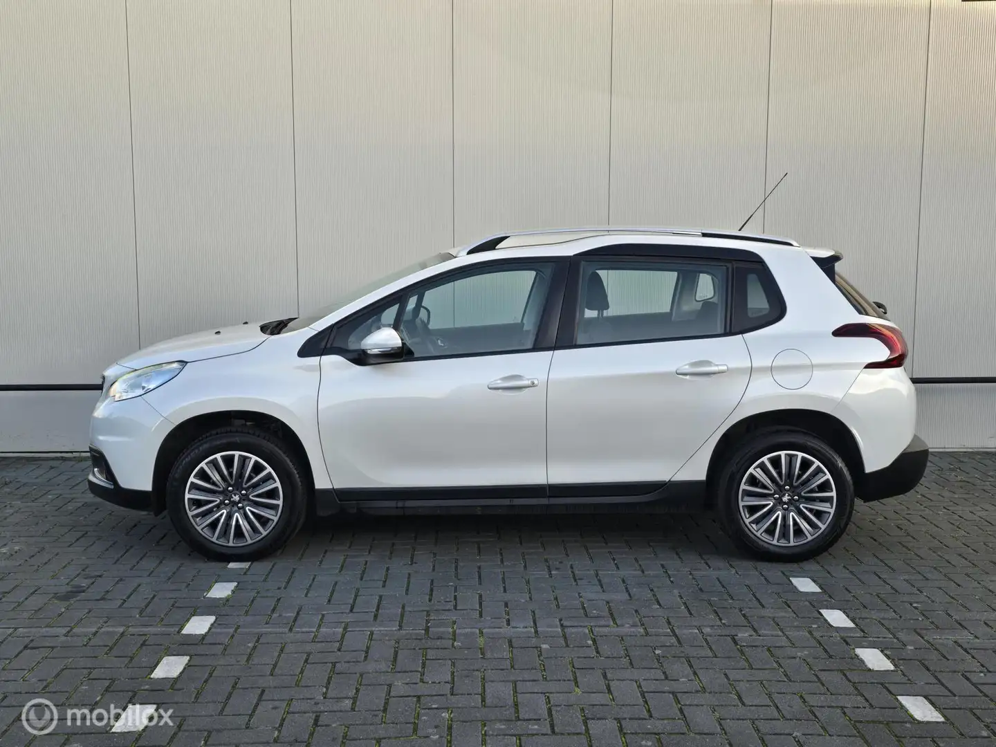 Peugeot 2008 1.2 PureTech Active DB set Vervangen! Blanc - 2