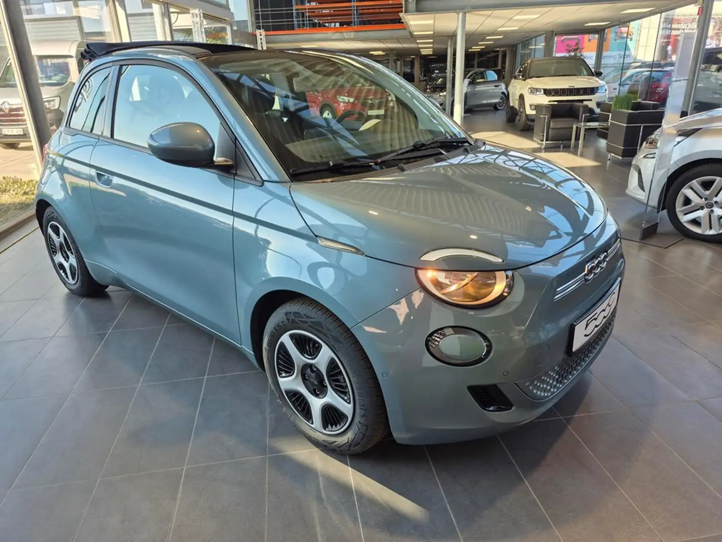 Fiat 500C Electric-Passion Cabrio Blauw - 1