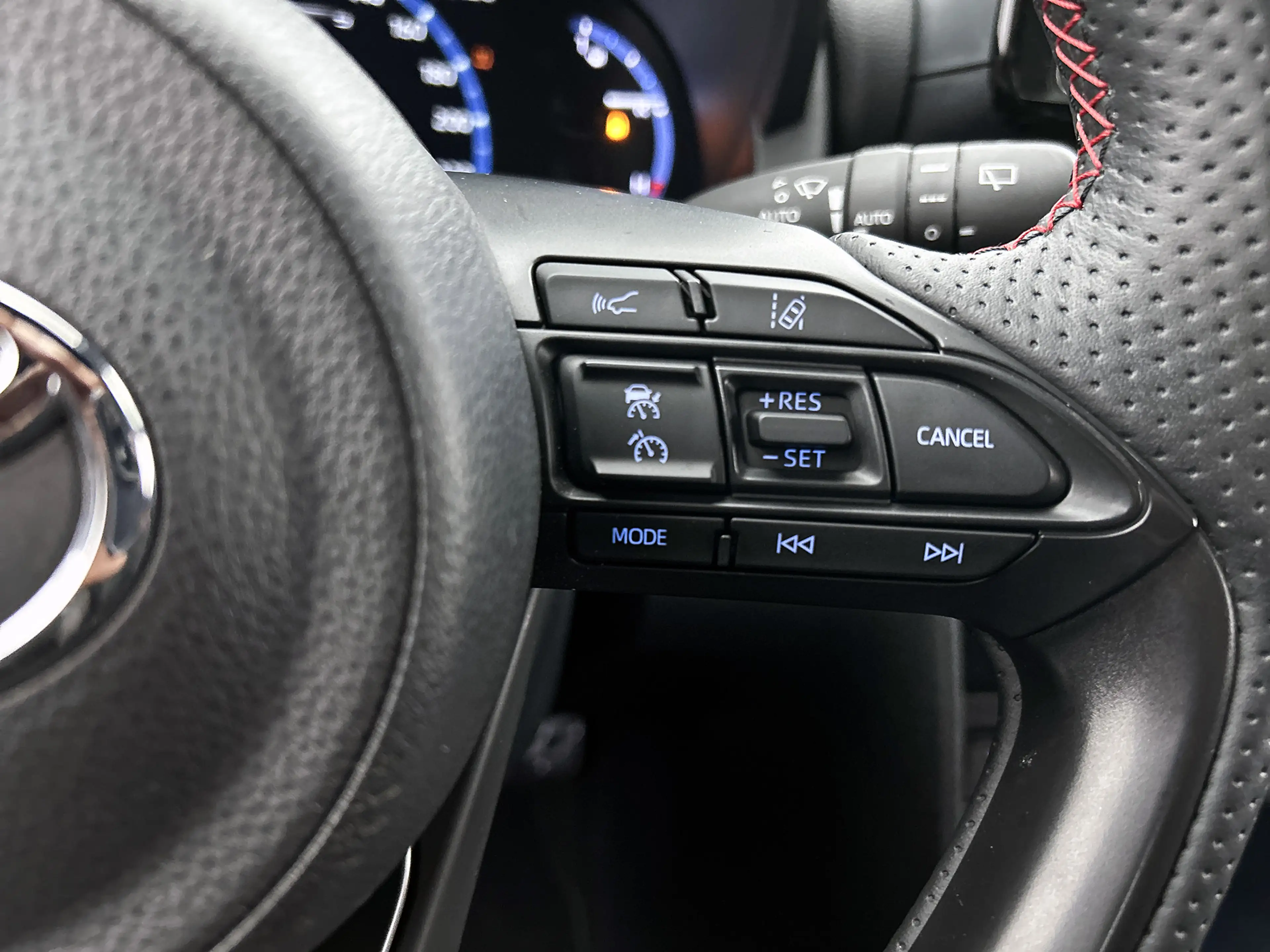 Toyota Yaris Cross 1.5 Hybrid GR Sport — photo 15