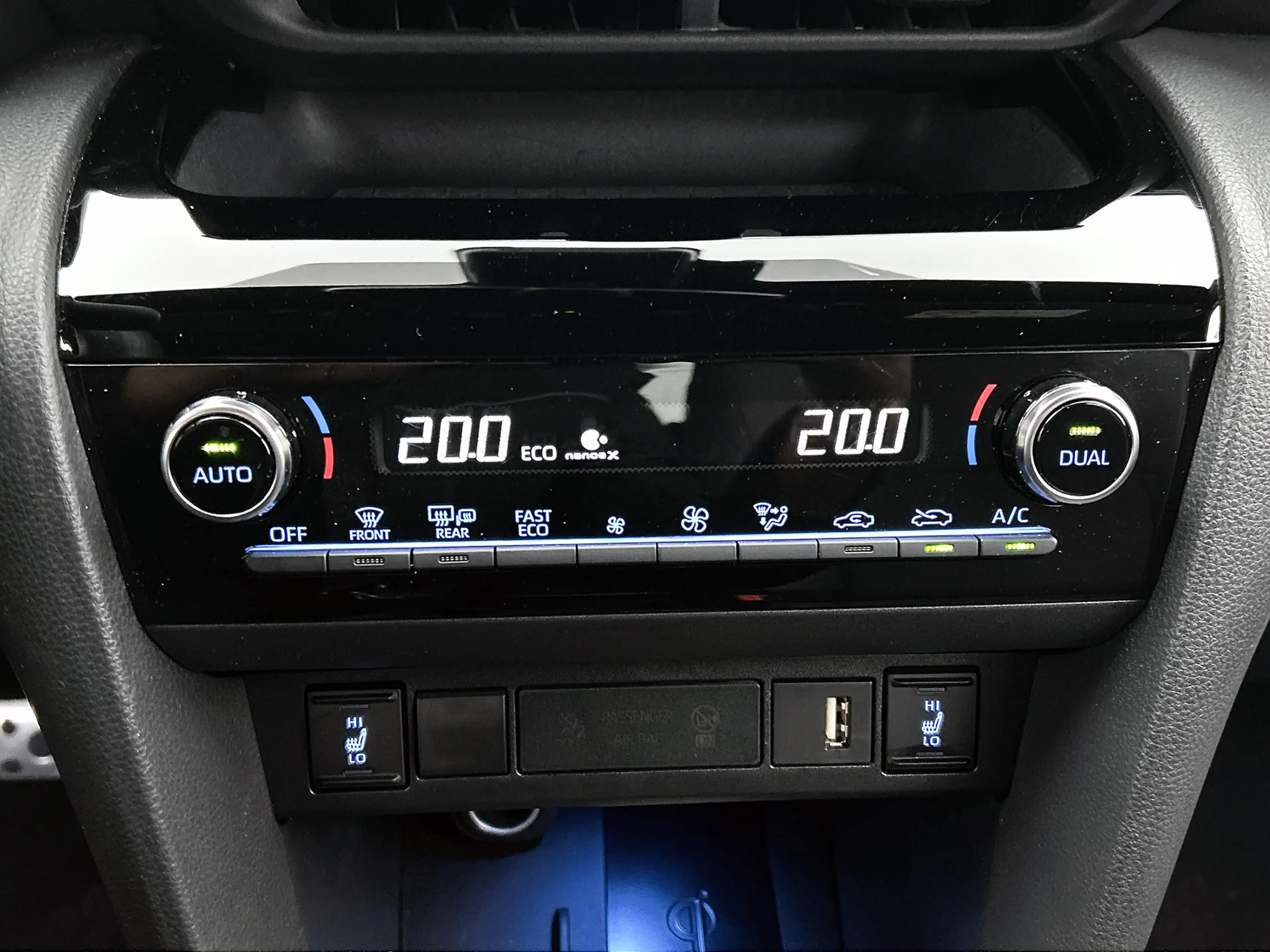 Toyota Yaris Cross 1.5 Hybrid GR Sport — photo 10