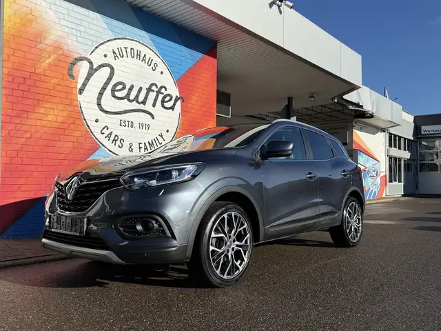 Renault Kadjar Limited DeLuxe/8-fach bereift/Rfkamera/Navi