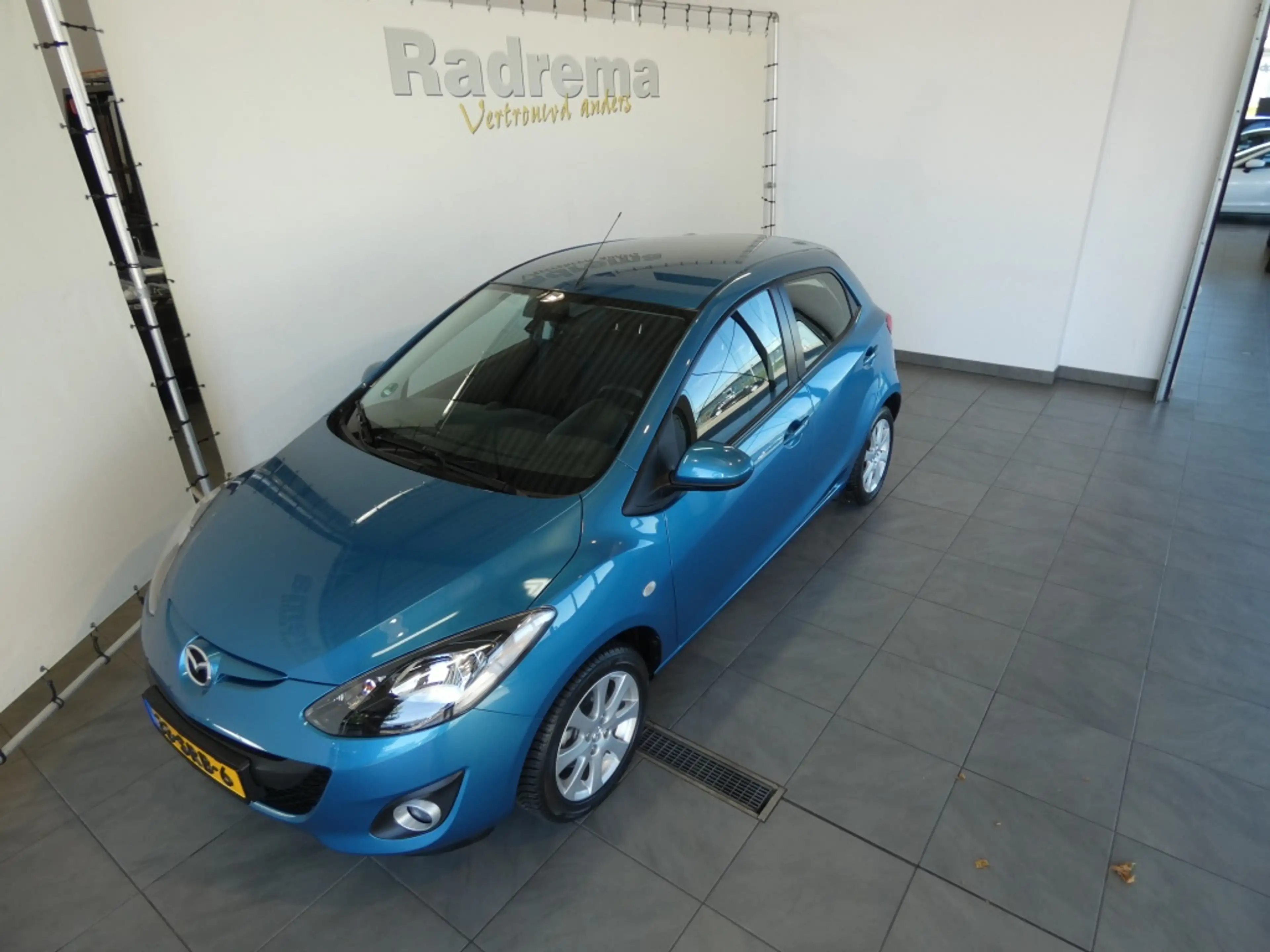 Mazda 2 1.3 GT-L MOOIE AUTO,COMPL HISTORIE,CLIMA.STOELVERW — photo 4