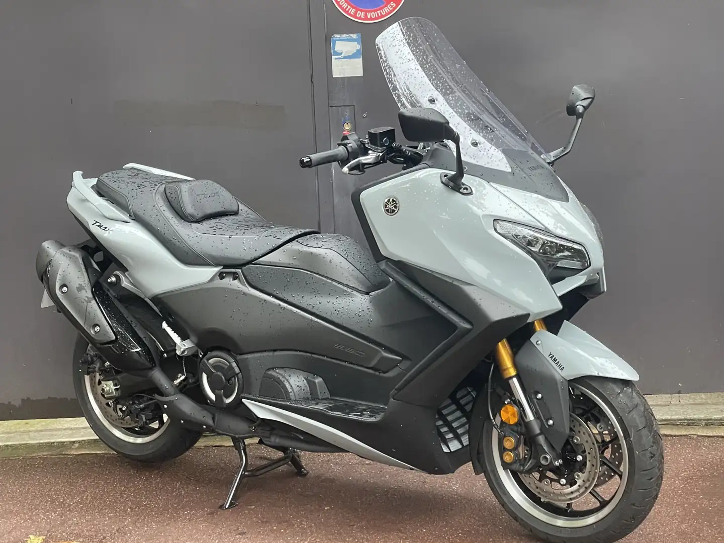Yamaha TMAX 560 - 1