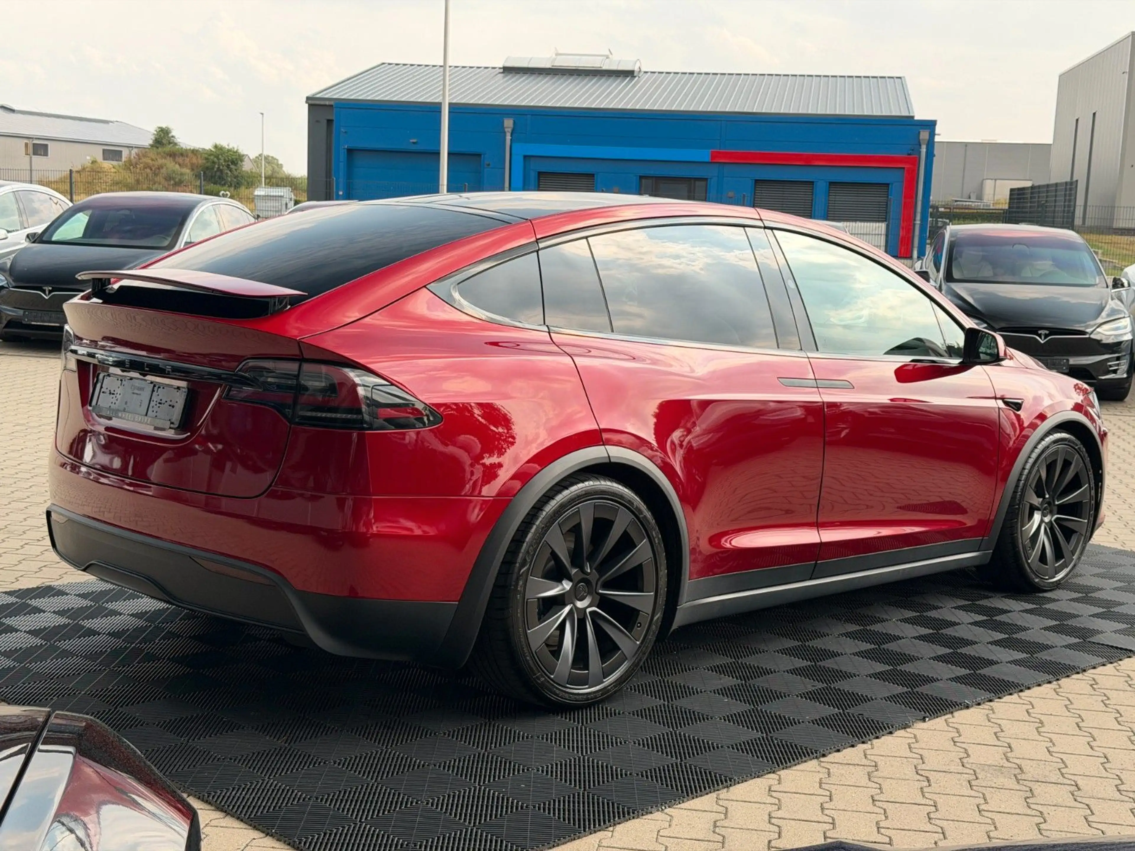 Tesla Model X MODEL X PALLADIUM | EAP4 | 7 SEAT | ULTRA RED — photo 15