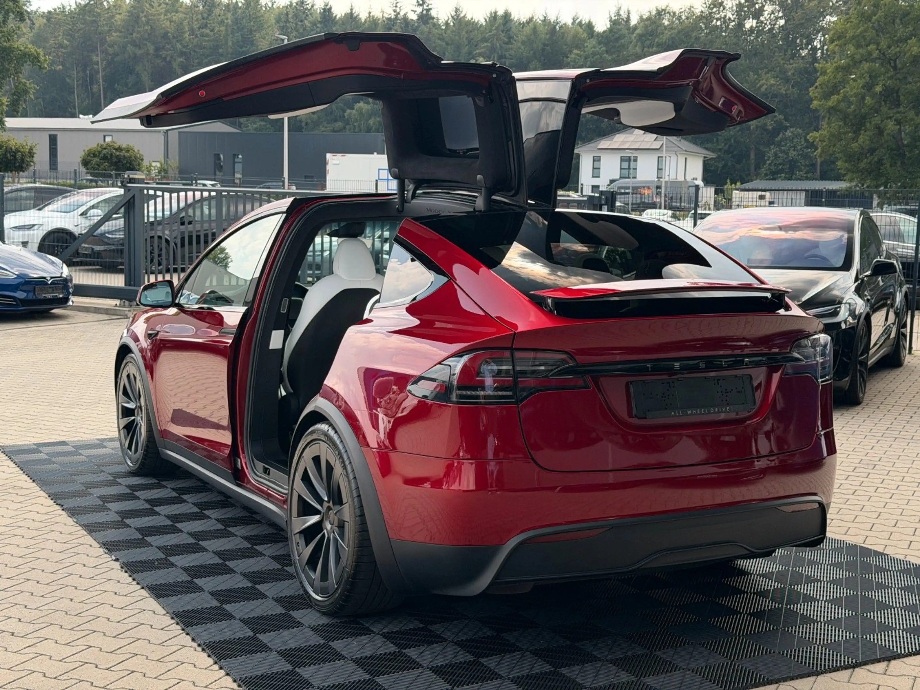 Tesla Model X MODEL X PALLADIUM | EAP4 | 7 SEAT | ULTRA RED — photo 9