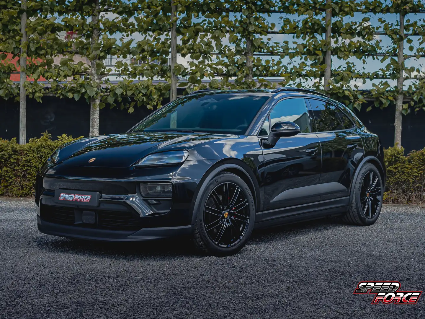 Porsche Macan 4 | Luchtvering | 21" | Pano | Acc | Bose | Full Noir - 1