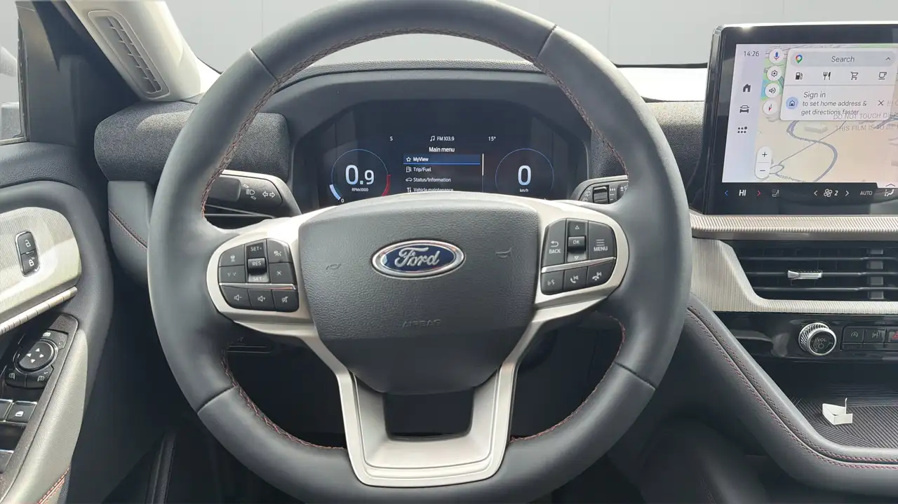 Ford Explorer снимка Ford Explorer