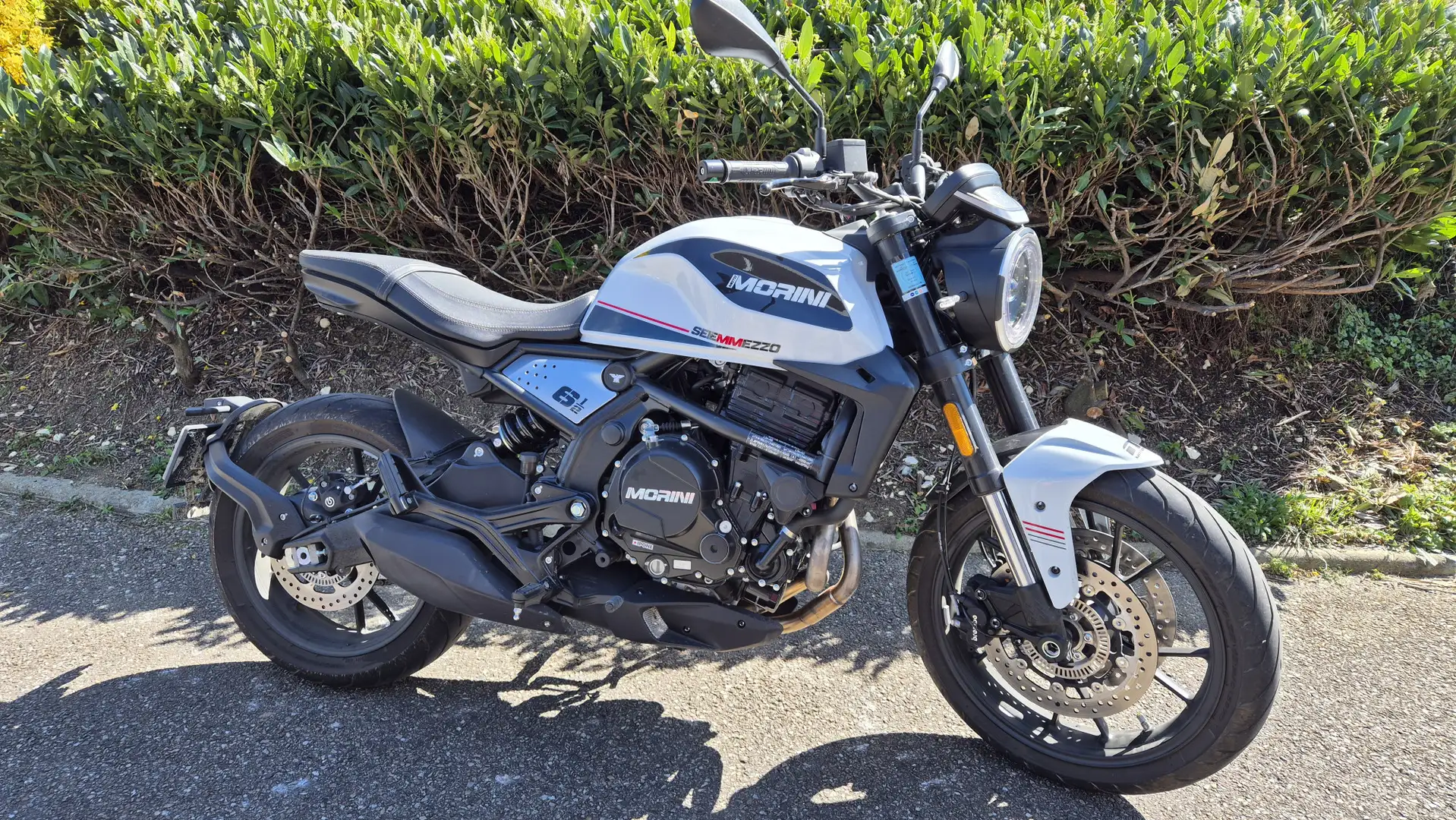 Moto Morini Seiemmezzo Blanco - 1