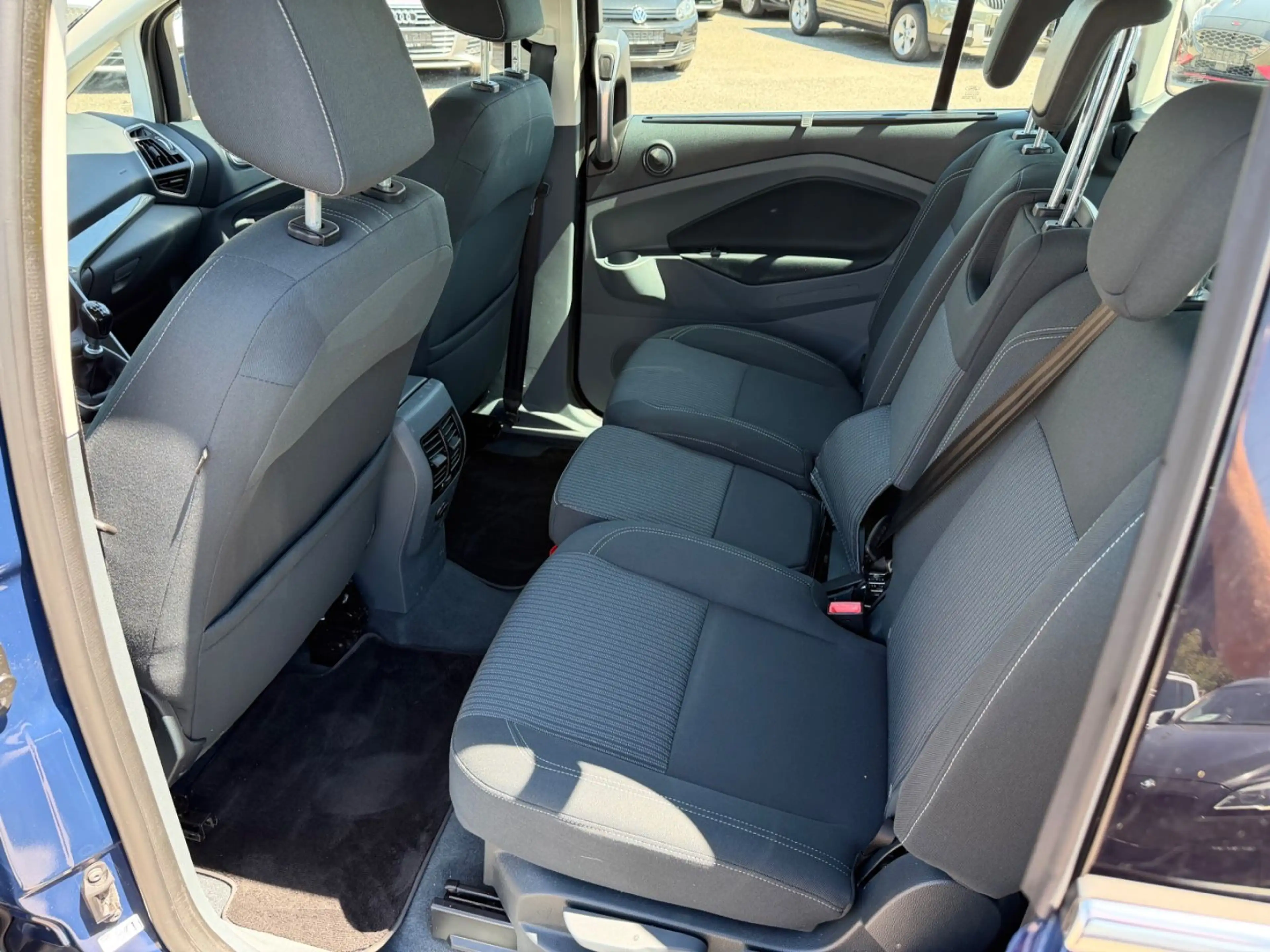 Ford Grand C-Max Grand C-MAX Titanium 2.Hand Navi Kamera AHK SHG — photo 15
