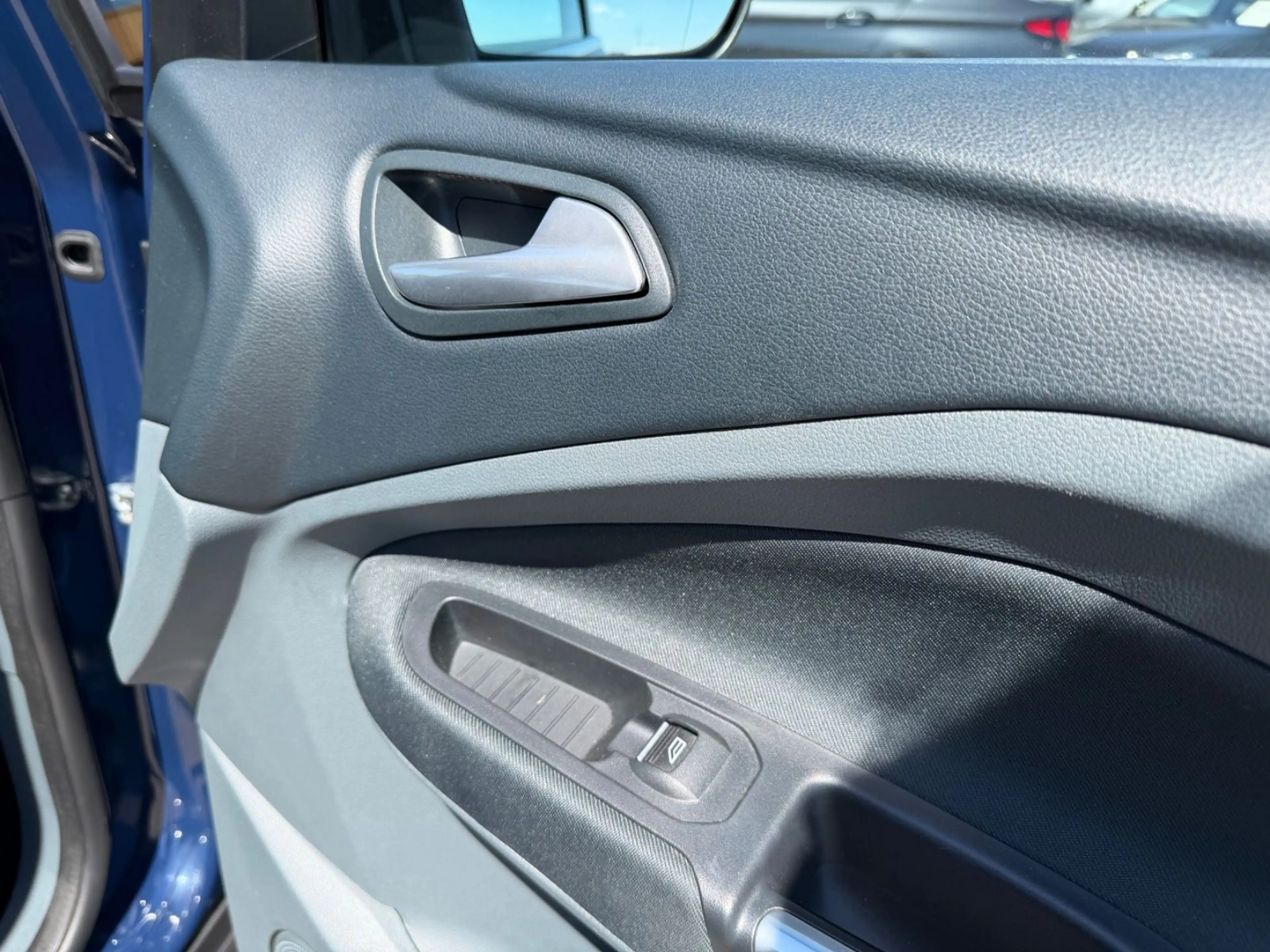Ford Grand C-Max Grand C-MAX Titanium 2.Hand Navi Kamera AHK SHG — photo 7