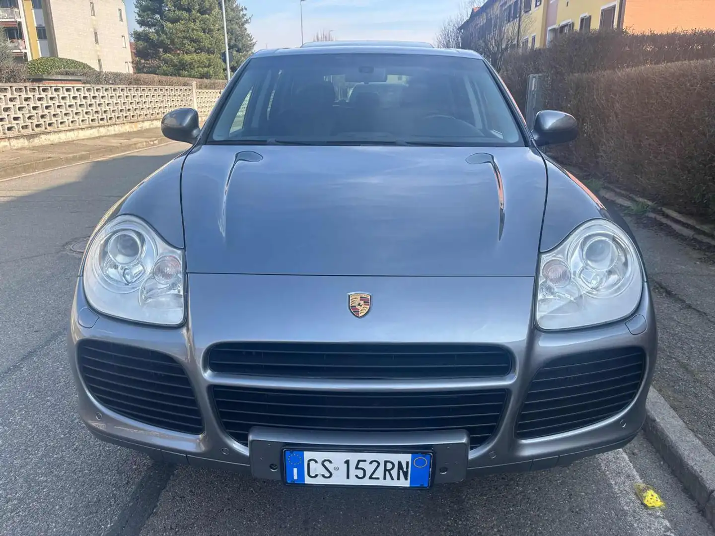 Porsche Cayenne 4.5 cat Turbo Gris - 2