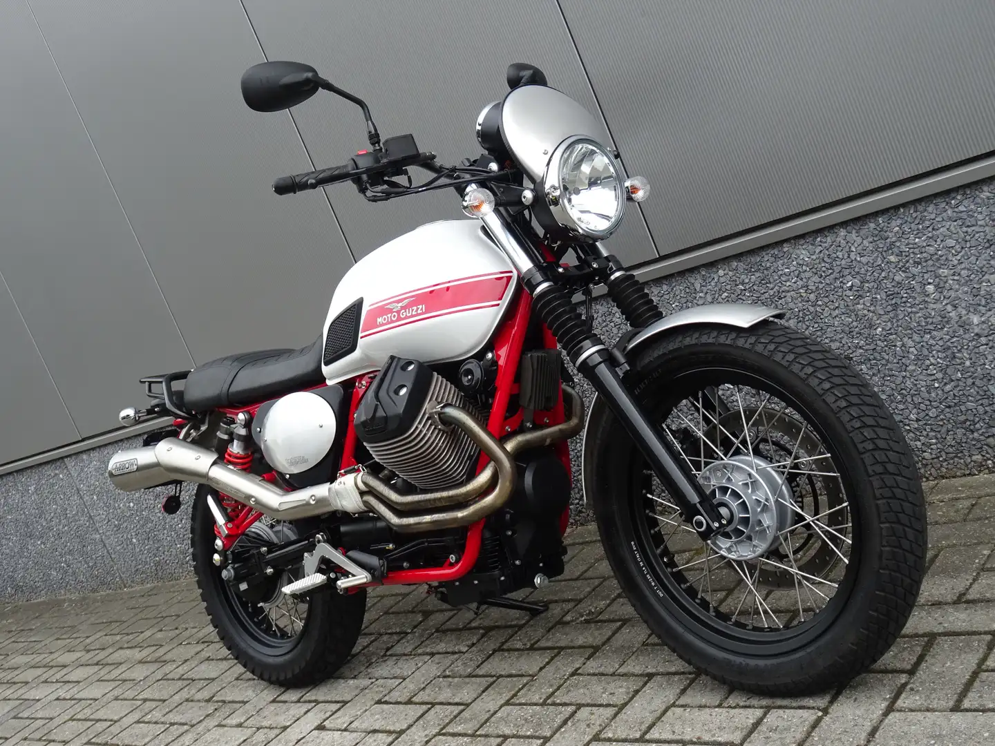Moto Guzzi V 7 II STORNELLO Roşu - 2