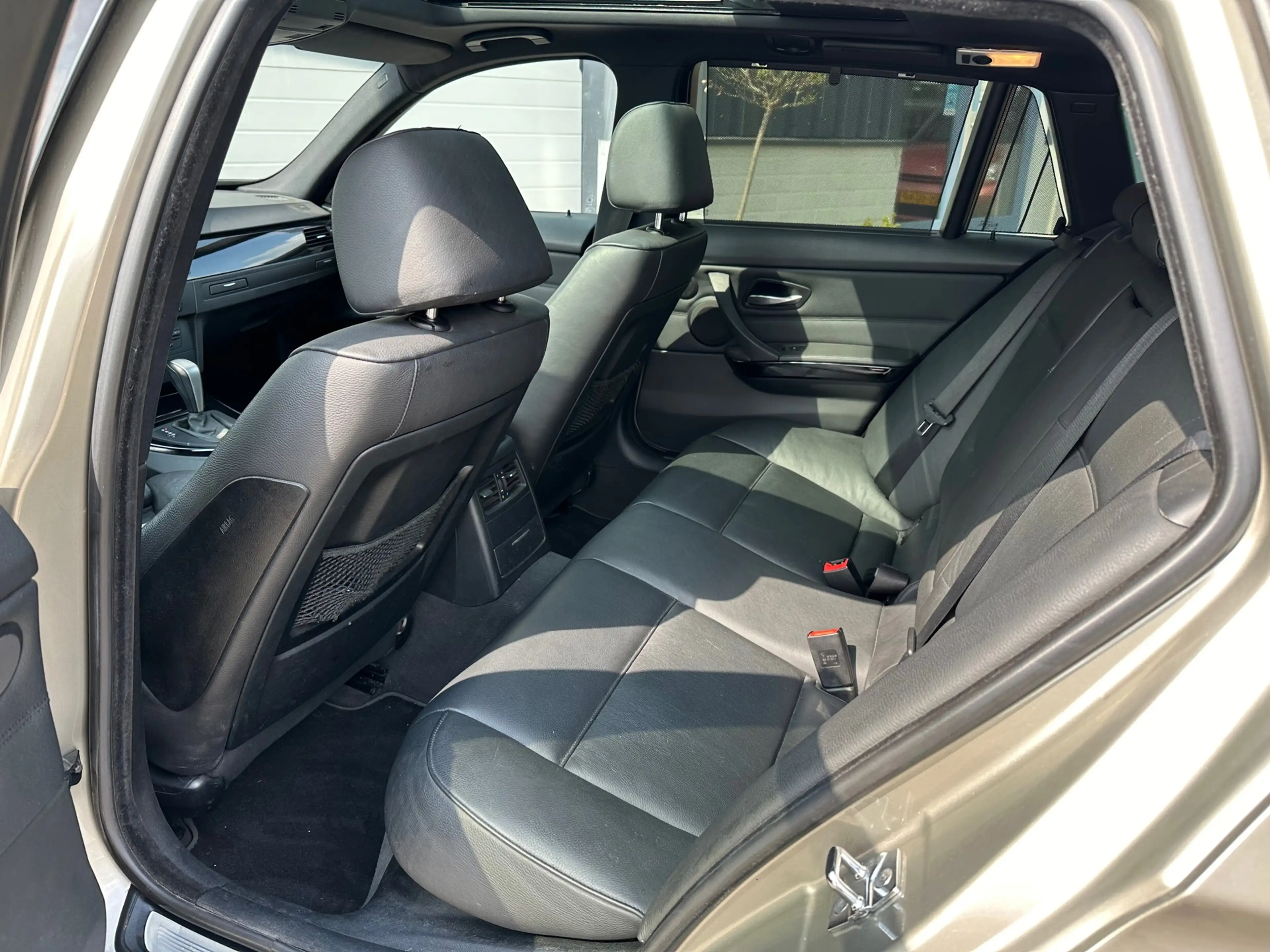 BMW 335 3-serie Touring 335i High Executive 400+PK/ACC/M P — photo 9
