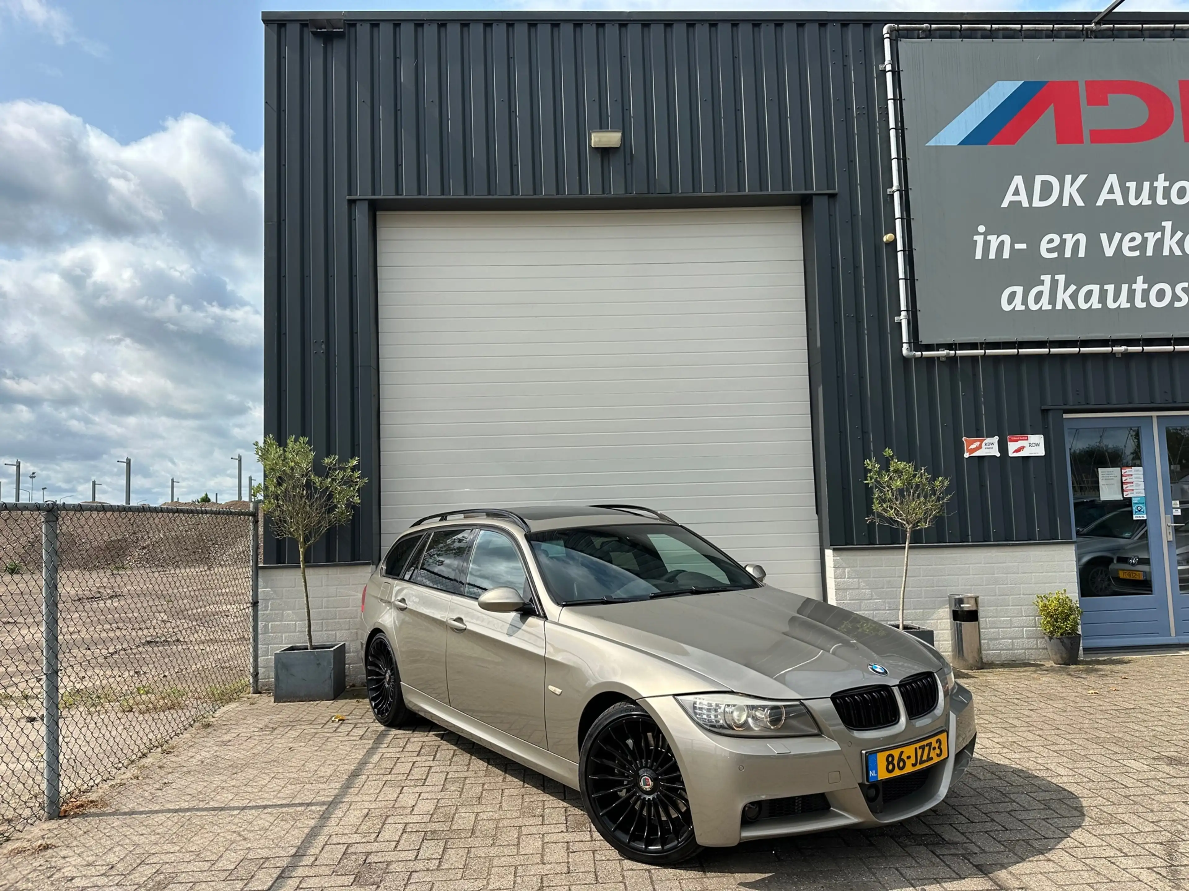 BMW 335 3-serie Touring 335i High Executive 400+PK/ACC/M P — photo 2