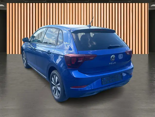 Volkswagen Polo view 5