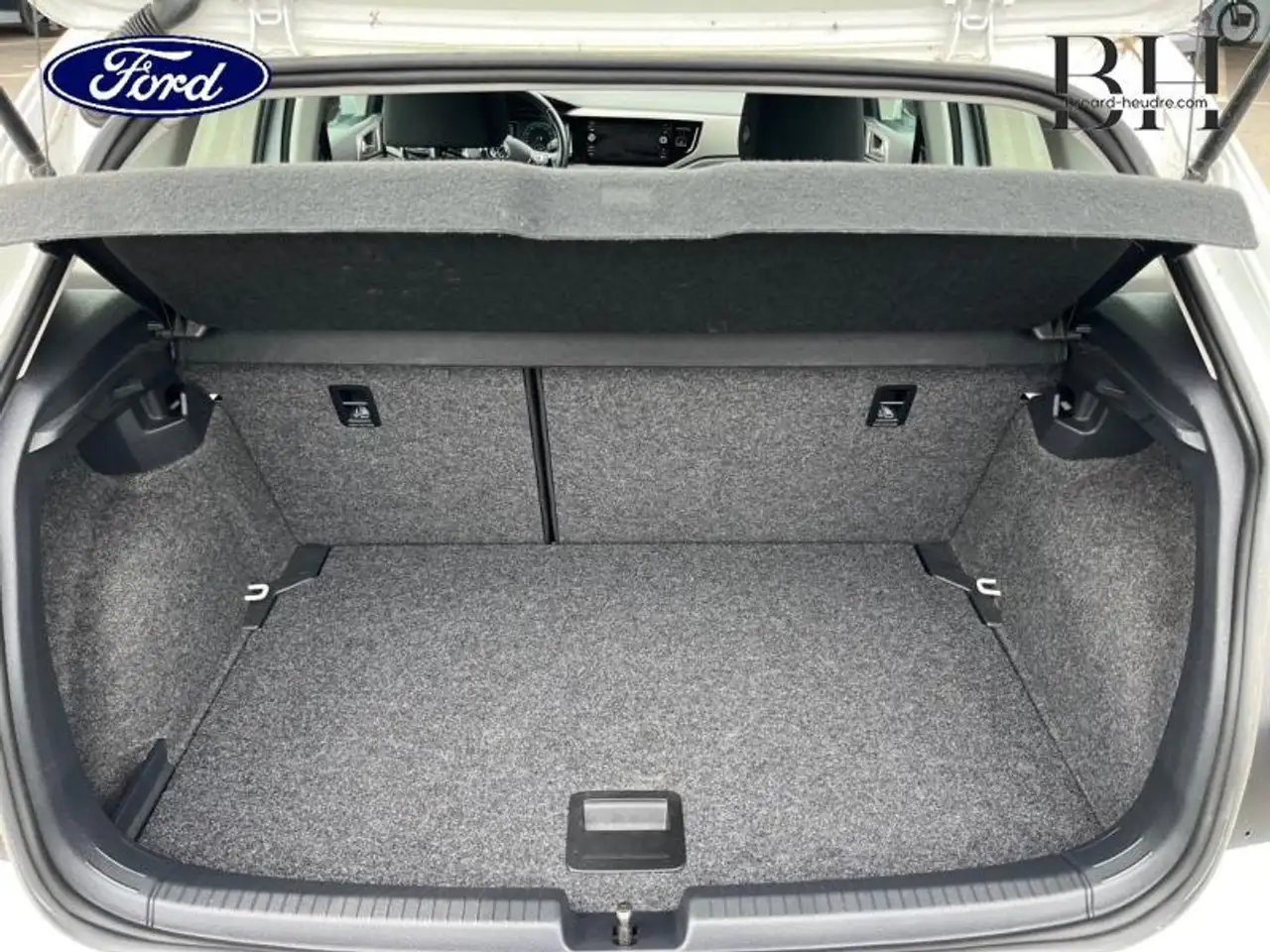 Volkswagen Polo Citadine 5 portes — photo 6