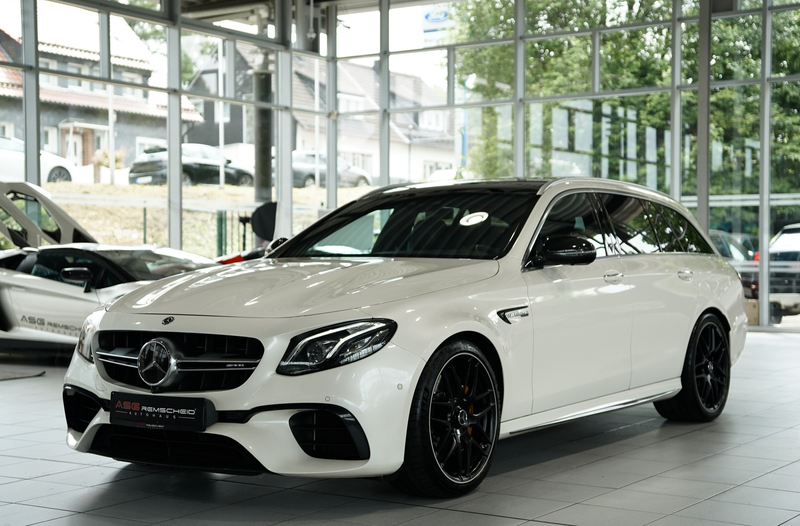 Mercedes-Benz E 63 AMG S 4M T *20 *Perf-AGA *Pano *Keramik — photo 2