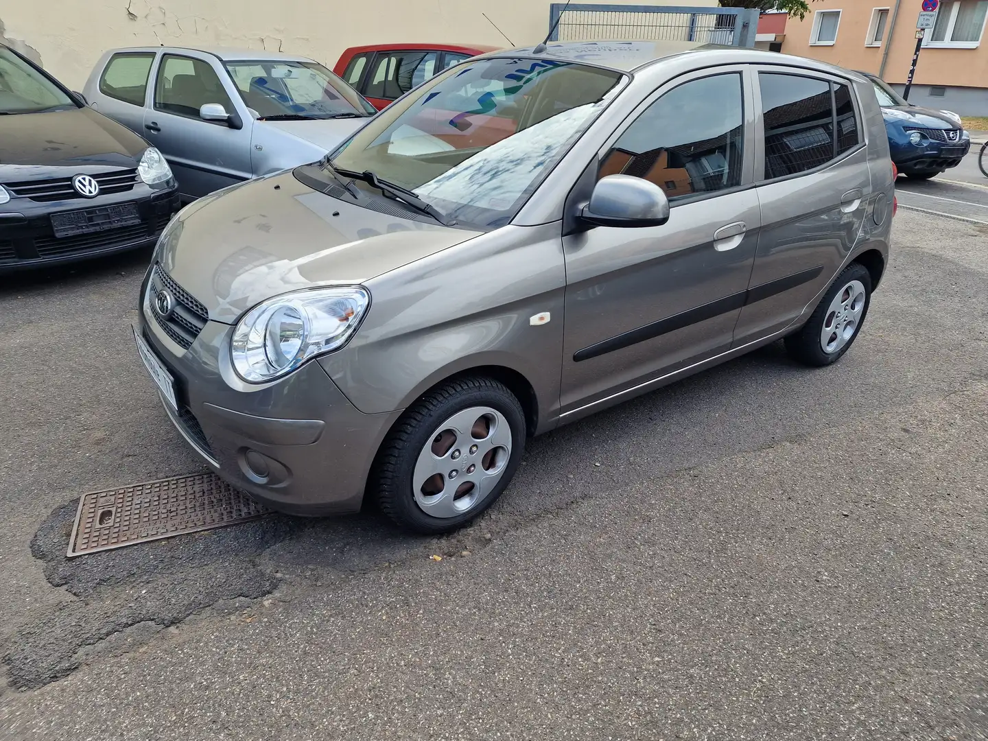 Kia Picanto 1.1 Vision Gris - 2