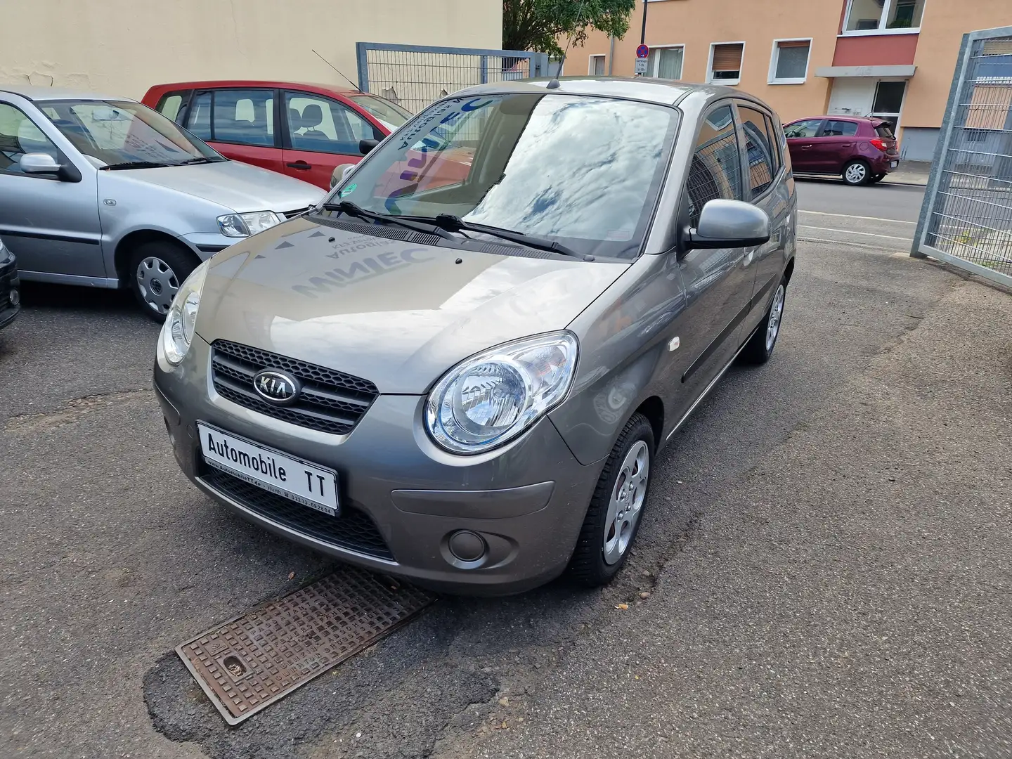 Kia Picanto 1.1 Vision Gris - 1