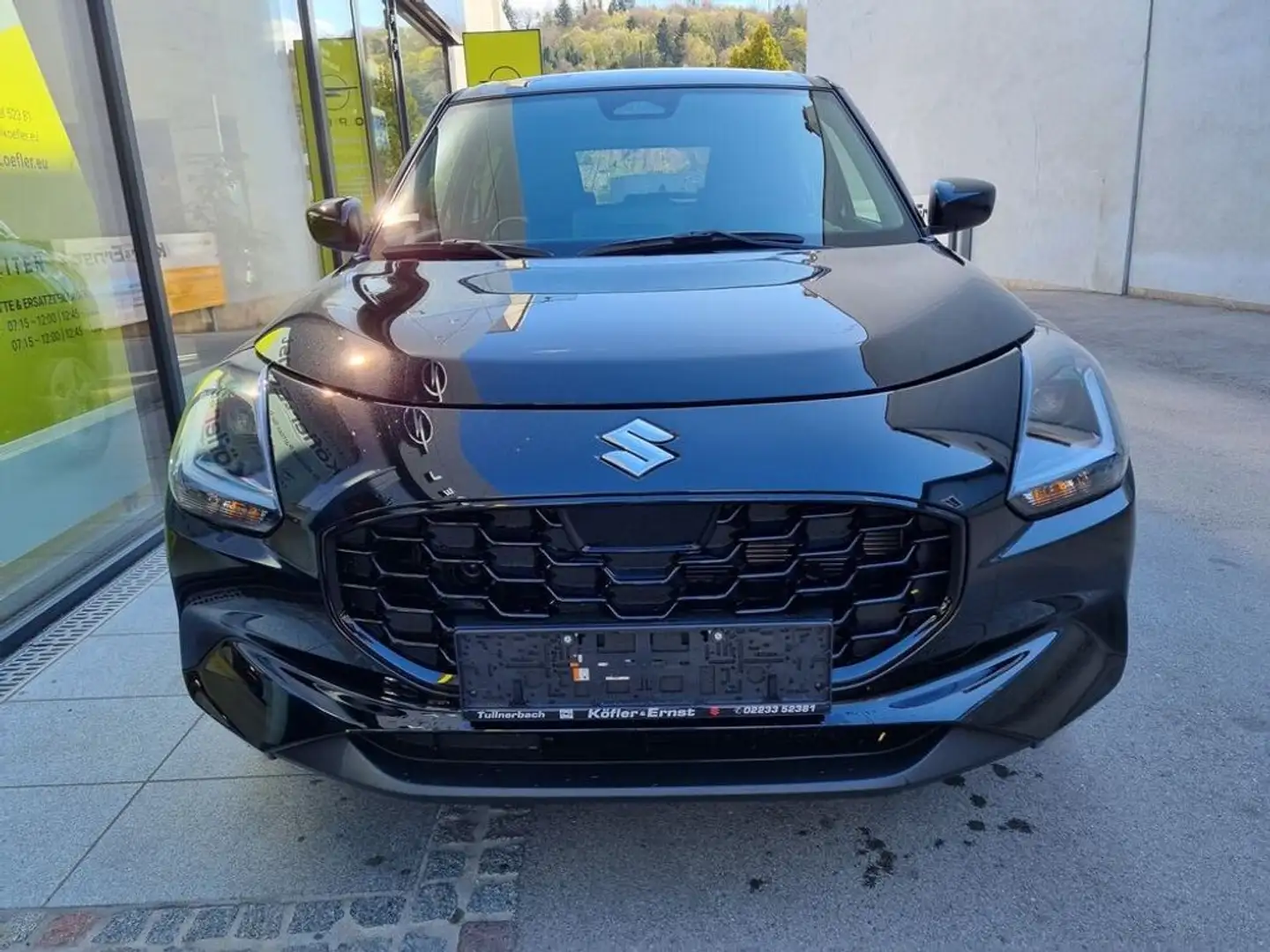 Suzuki Swift 1,2 Hybrid Shine Schwarz - 2