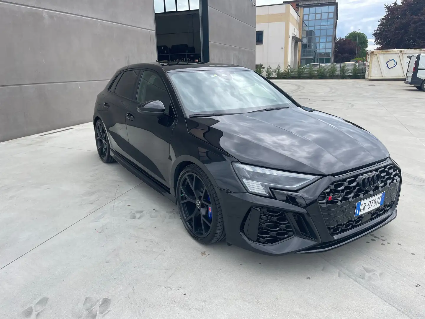 Audi RS3 RS3 Sportback 2.5 Carboceramica Černá - 2