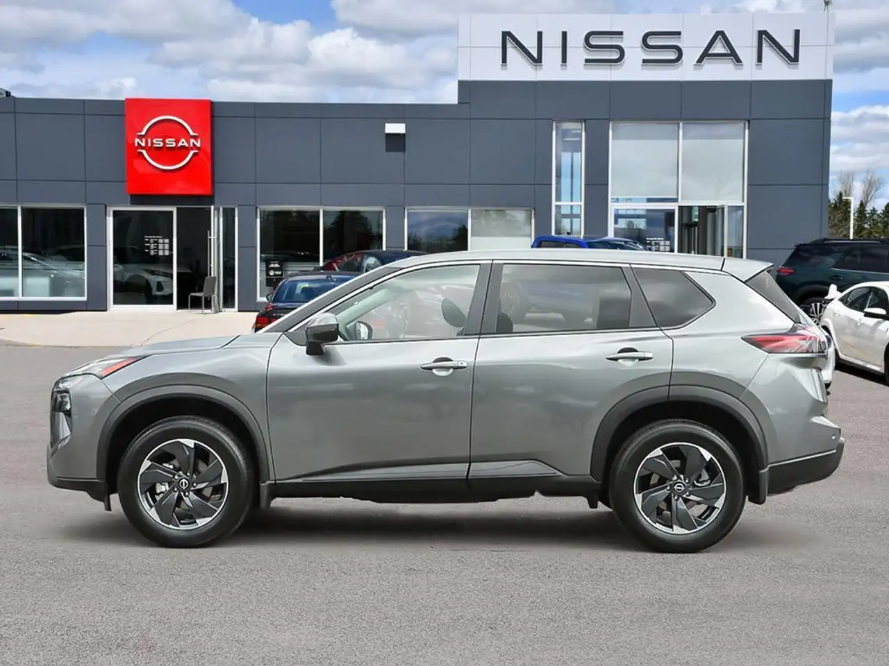 Nissan Rogue снимка Nissan Rogue