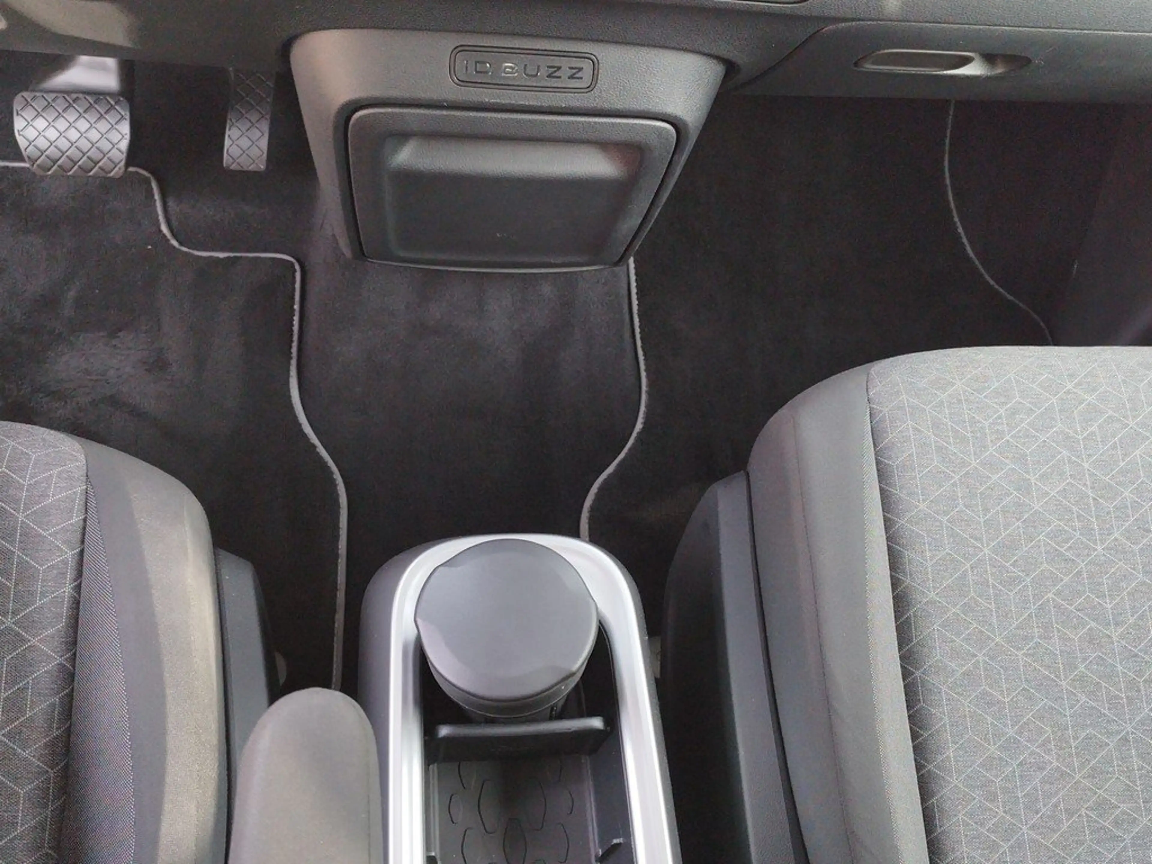Volkswagen ID. Buzz ID.Buzz Pro 210kW KR LED GRA Navi App Connect — photo 14