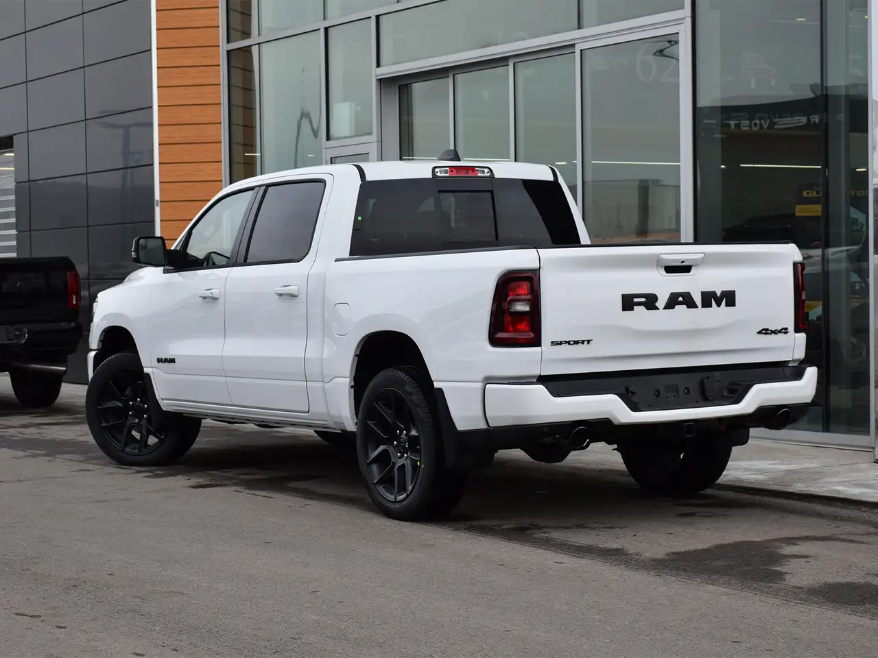 RAM 1500 снимка RAM 1500